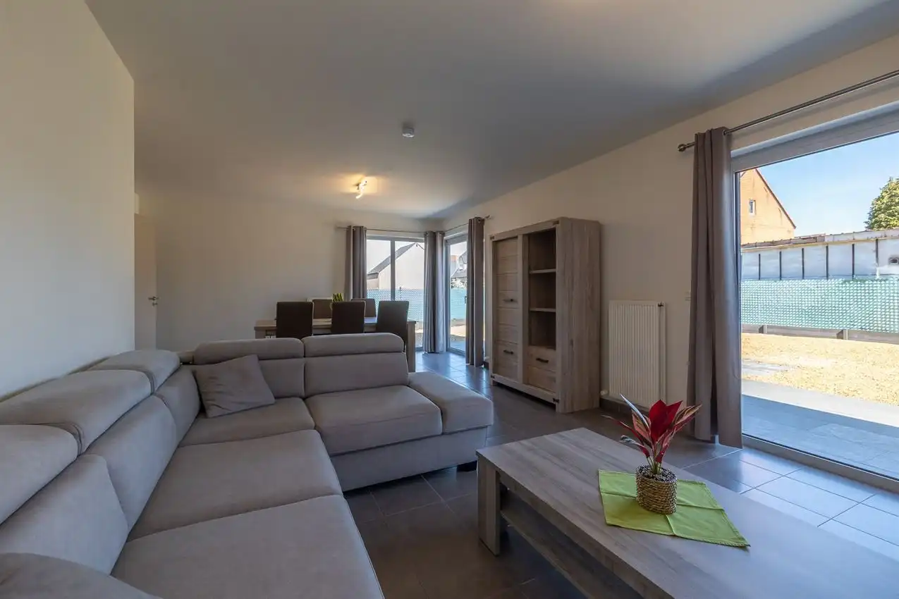 Recente gezinswoning 4 slk in doodlopende straat foto 7