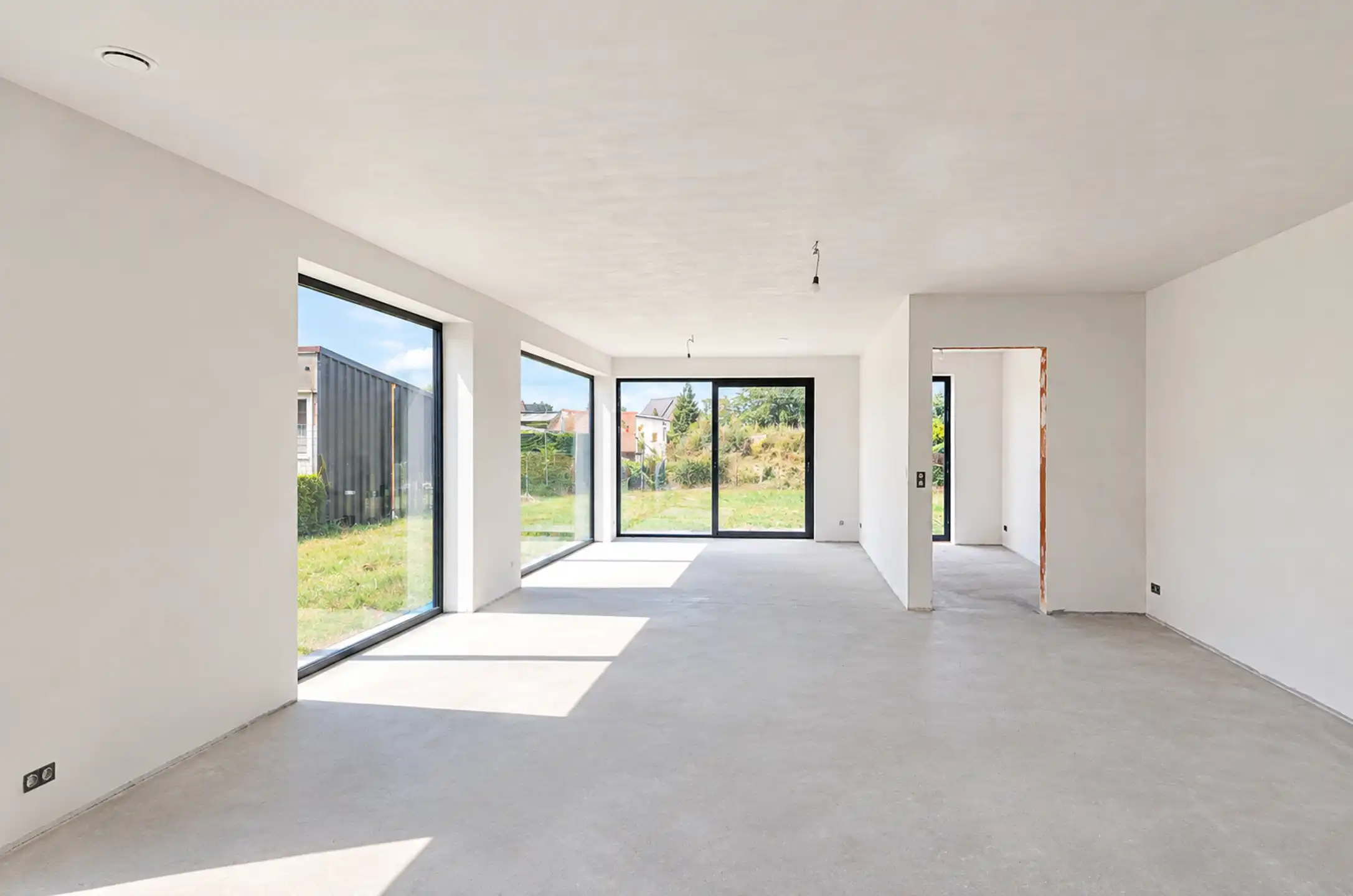 Nieuwbouwwoning met 3 slaapkamers foto 2