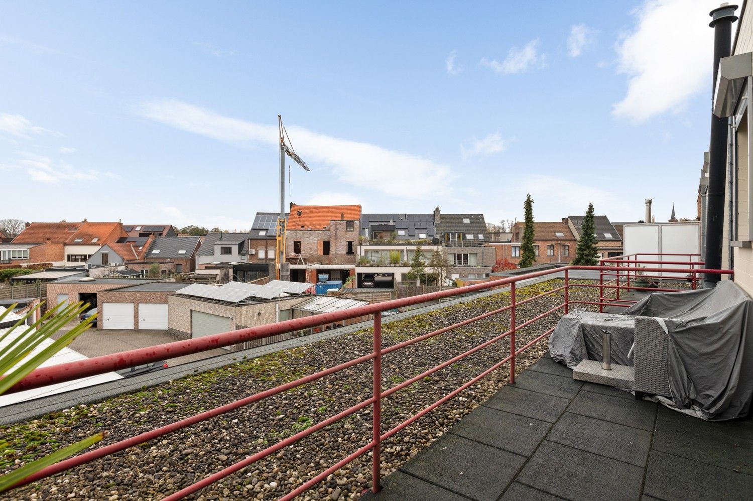 Leuk appartement met terras op gunstige locatie te Lint foto 3