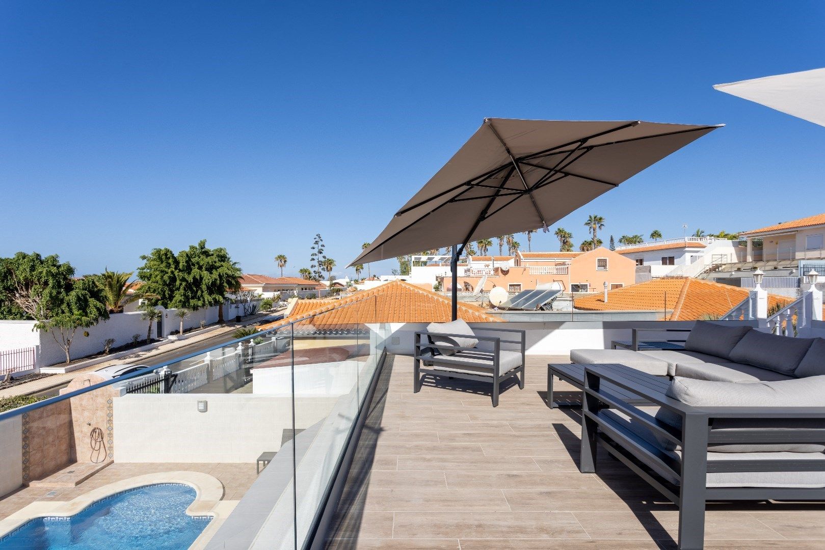 Volledig vernieuwde bungalow te Tenerife foto 3