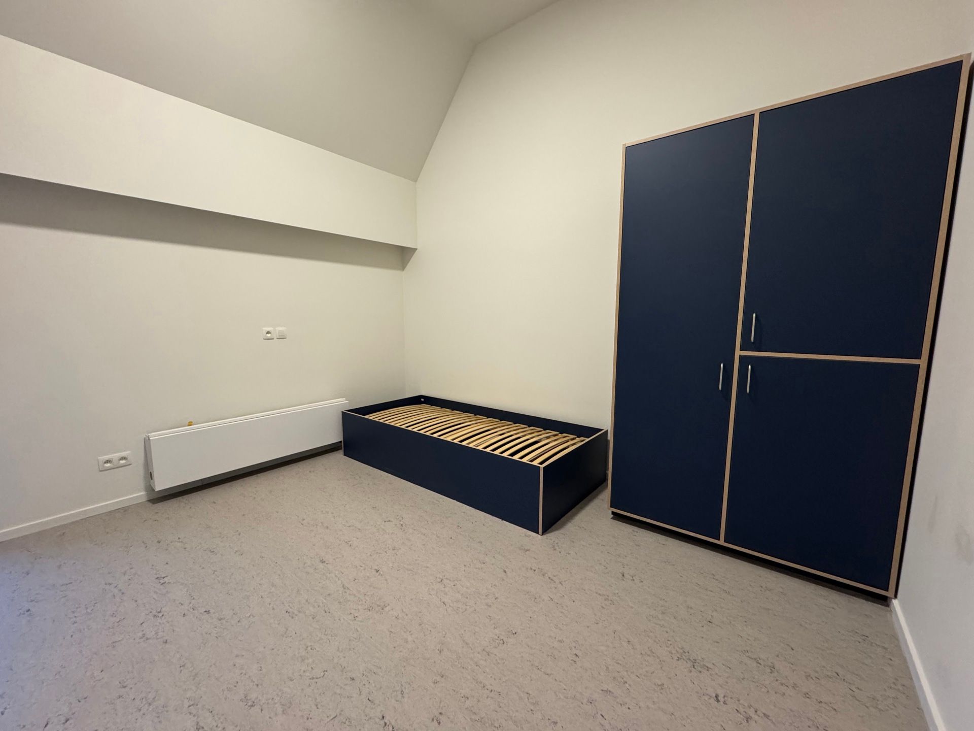 Nieuwbouw studentenkamer met eigen sanitair foto 2