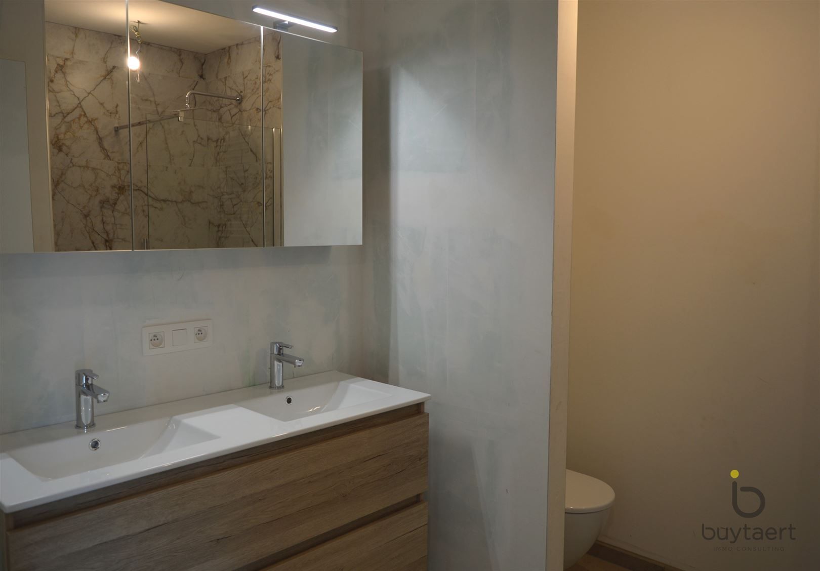 Nieuwbouw appartement met twee slaapkamers te Zoersel. foto 13