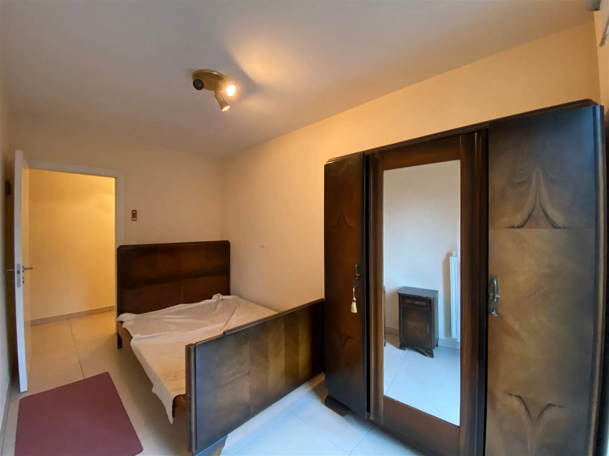 Ruim gelijkvloers appartement met twee slaapkamers, berging en ondergrondse autostaanplaats foto 15