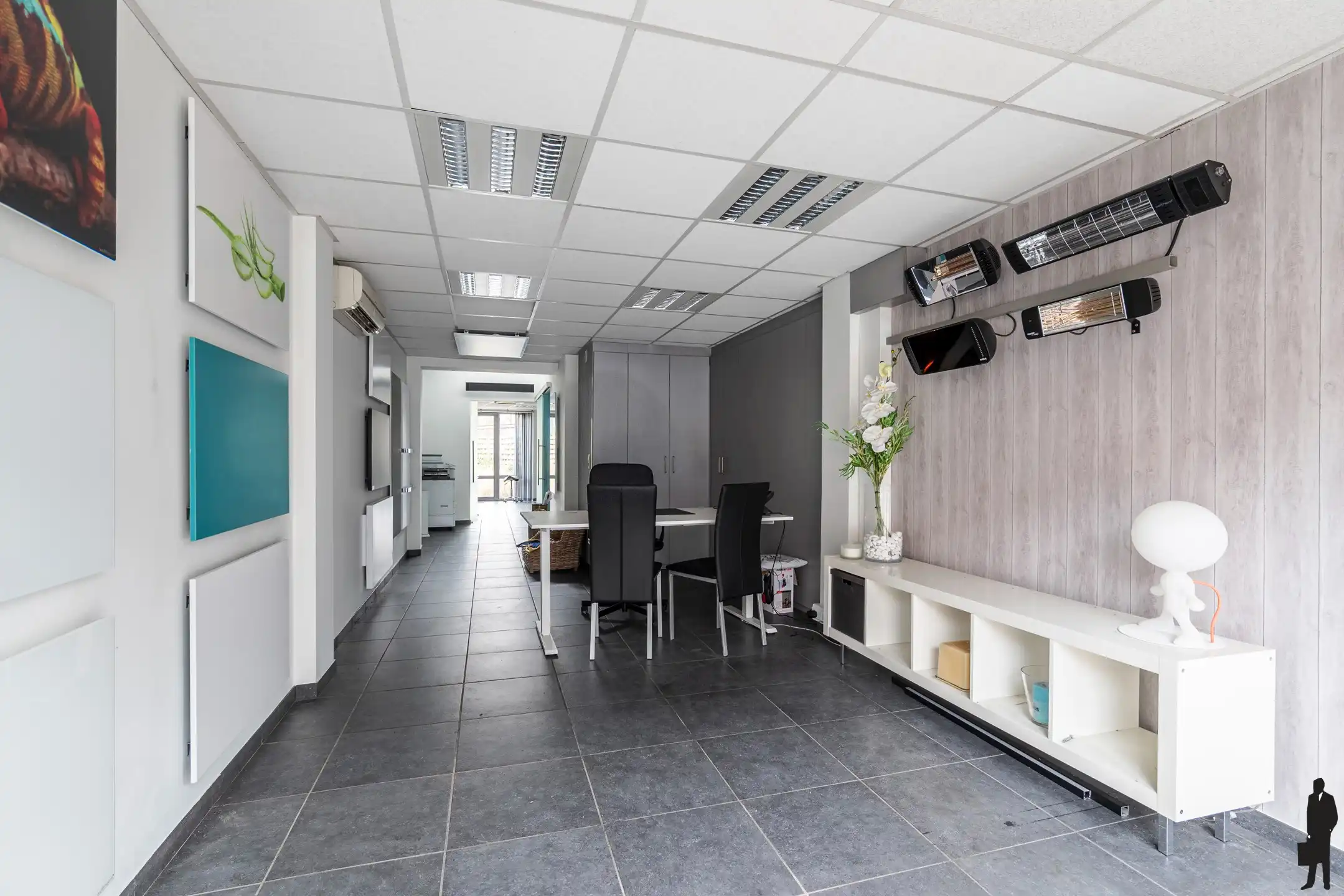 Gebouw voor gemengd gebruik in het centrum van Oostmalle foto 2