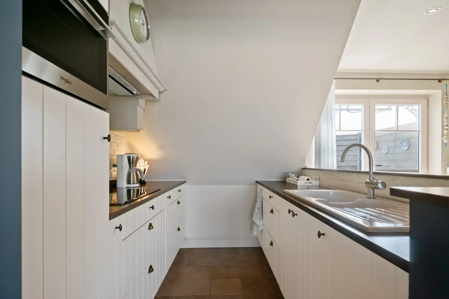 Prachtige Penthouse met 2 slpkrs en een heerlijk terras van 54m2 in het centrum van Beerzel foto 8