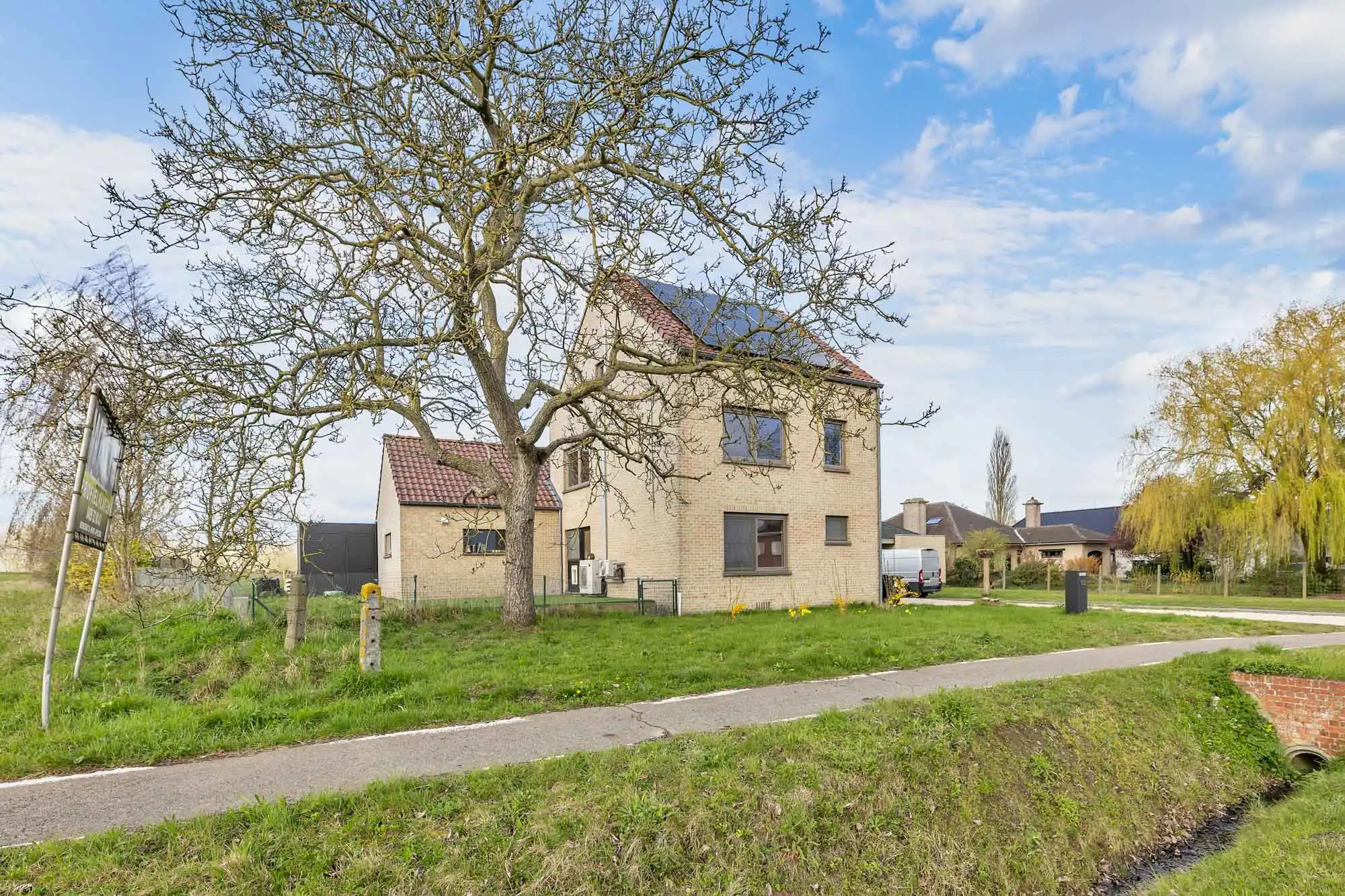 Fantastische woning met mogelijkheid zelfstandige activiteit foto 22