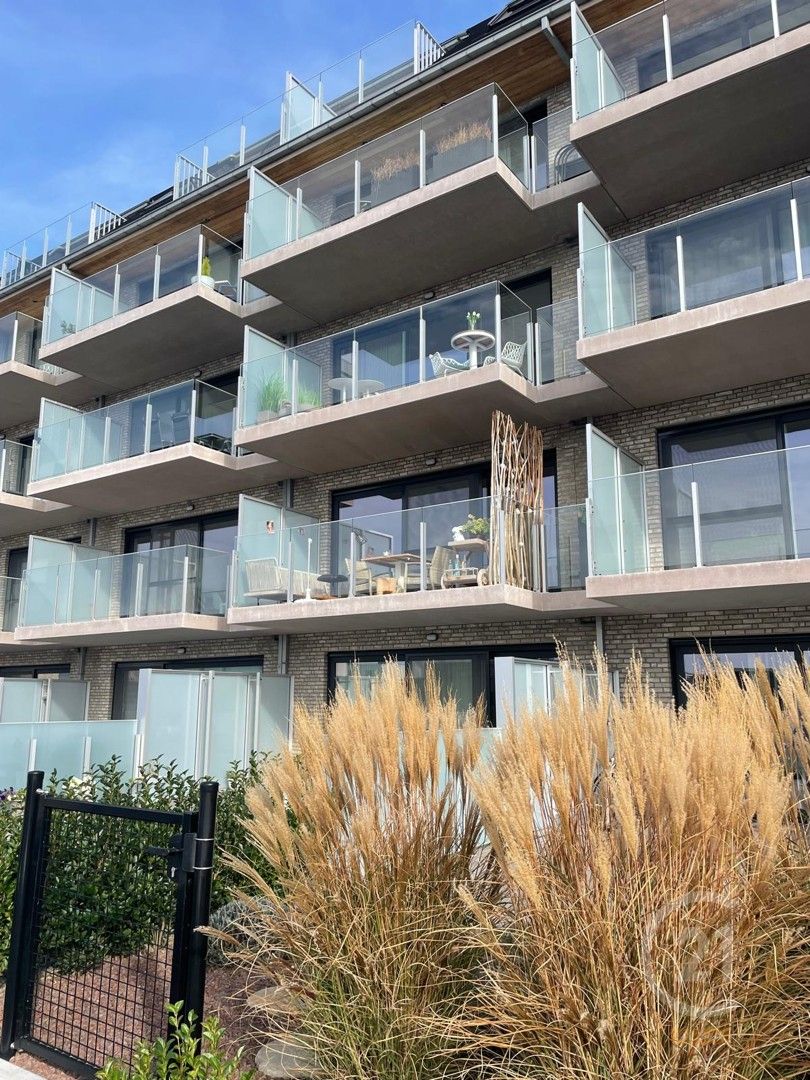 Nieuwbouwappartement met ruim zuidgericht terras inclusief buitenparkeerplaats foto 19