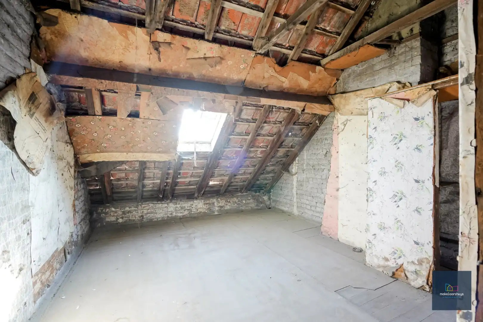 Ruim, te renoveren handelshuis te Gent   foto 12