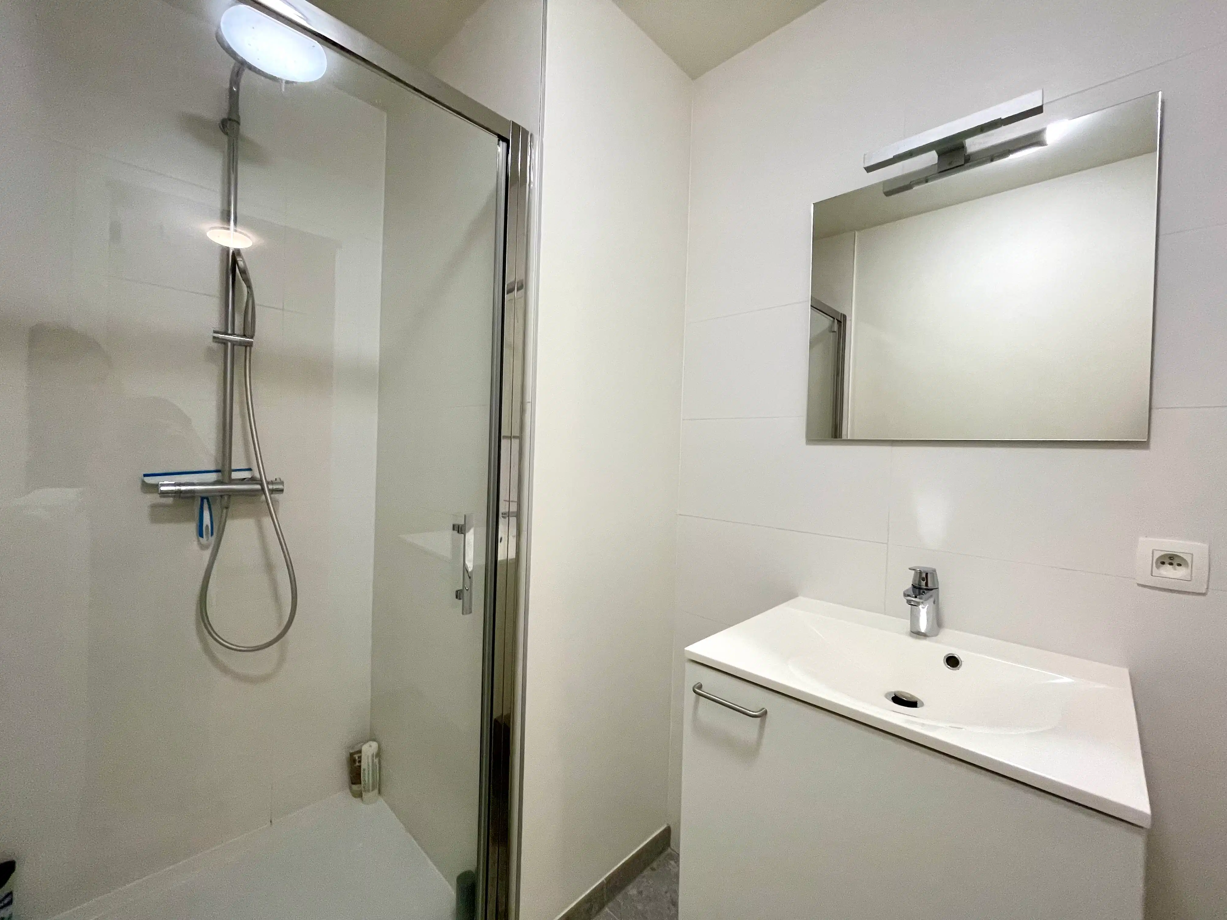 Ruim appartement met 3 slaapkamers en 2 badkamers te Gent foto 17