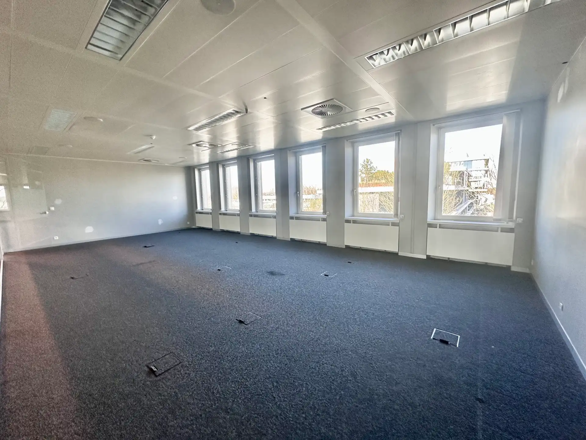 PRINS BOUDEWIJNLAAN 5: MODERNE KANTOORRUIMTES NABIJ E19 foto 3