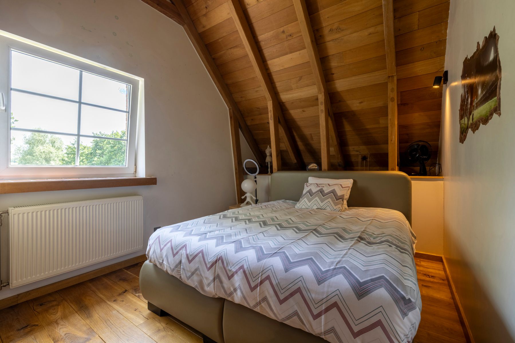 Woning met 3 slaapkamers en 7000m² weide! foto 15