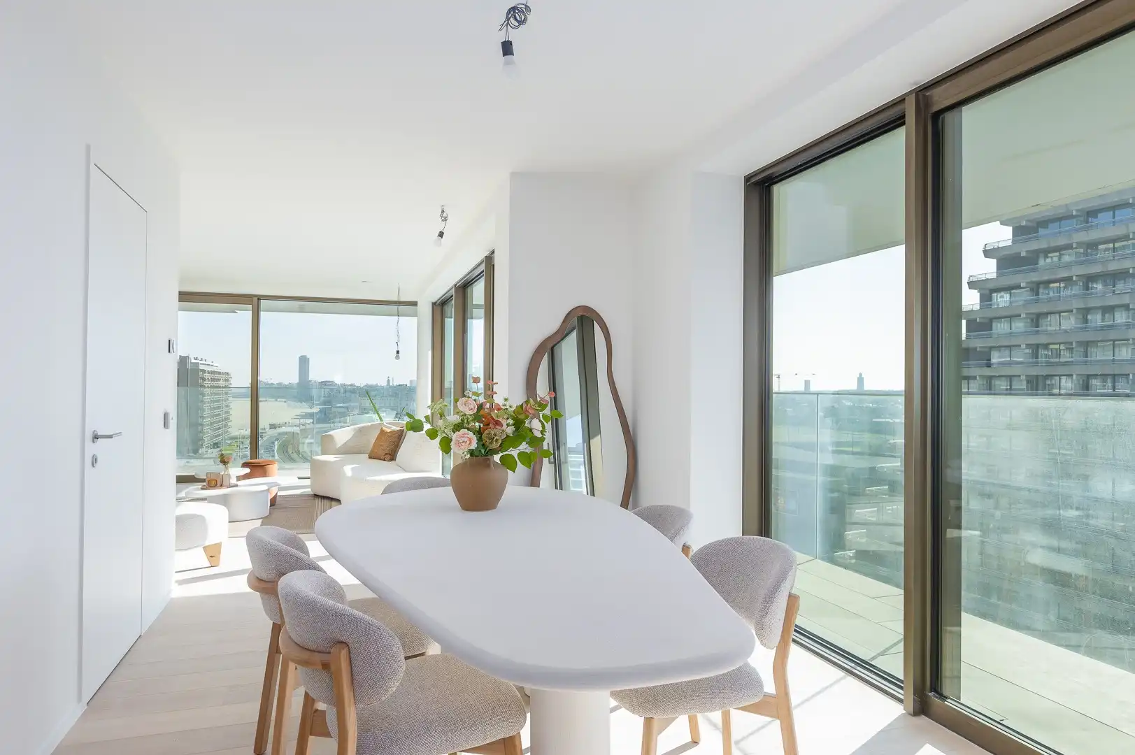 Appartement te koop foto 3