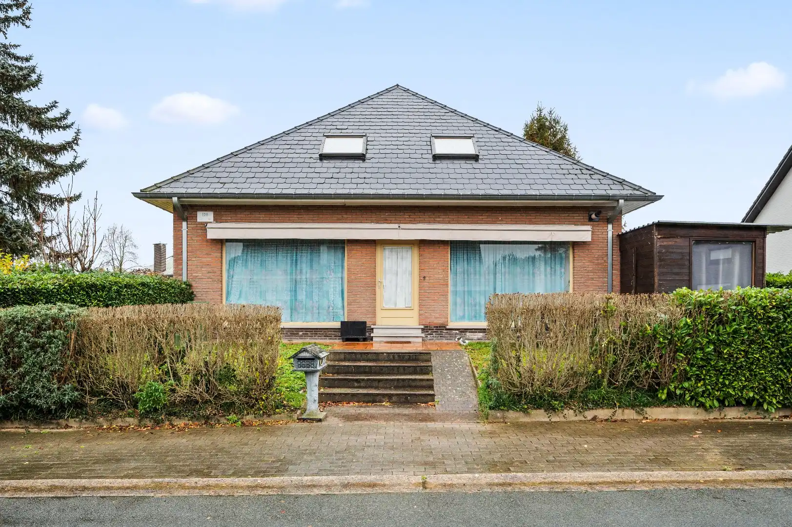 Veelzijdige villa met extra woonunit in het rustige Kumtich foto 5