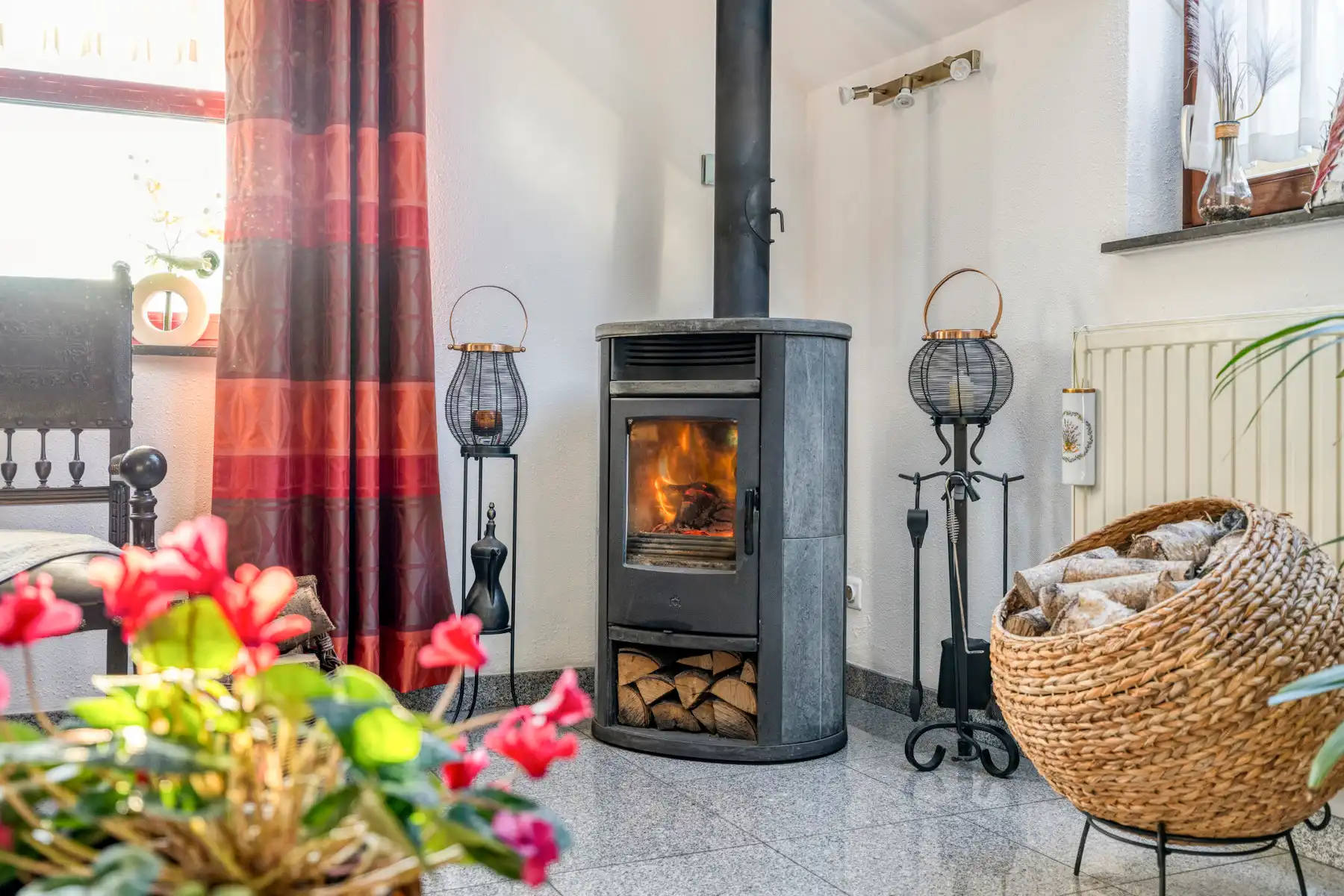 Prachtig alleenstaand 2-slaapkamer appartement met carport. foto 16