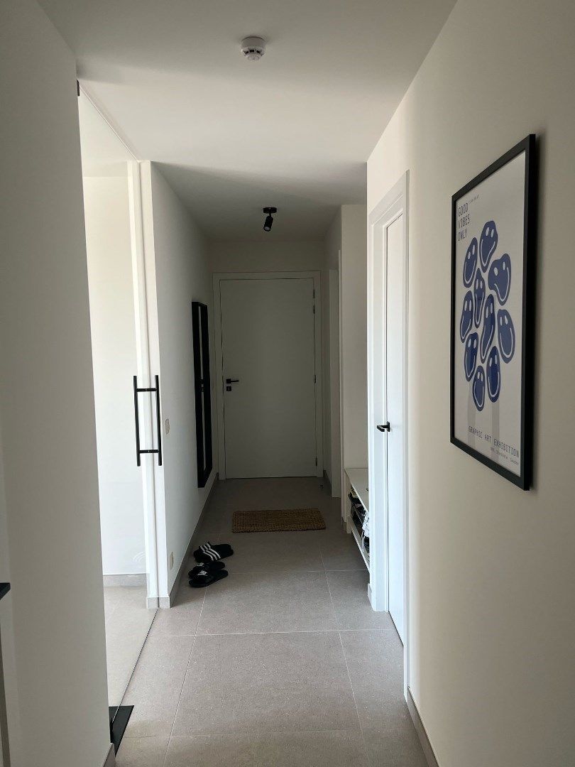 Recent appartement met groot zuid-gericht terras, staanplaats en drie kamers. foto 32