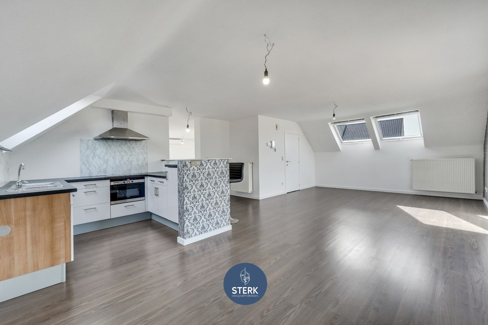 1-SLPK APPARTEMENT MET EPC LABEL B OP EEN GOEDE LOCATIE TE LANAKEN !  foto 6