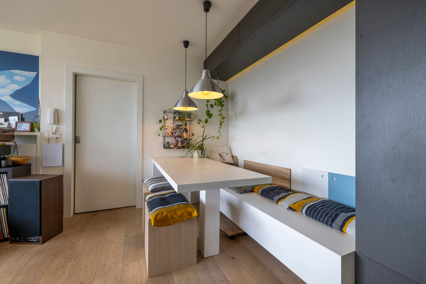 Vernieuwd appartement met 2 slaapkamers en terras foto 4