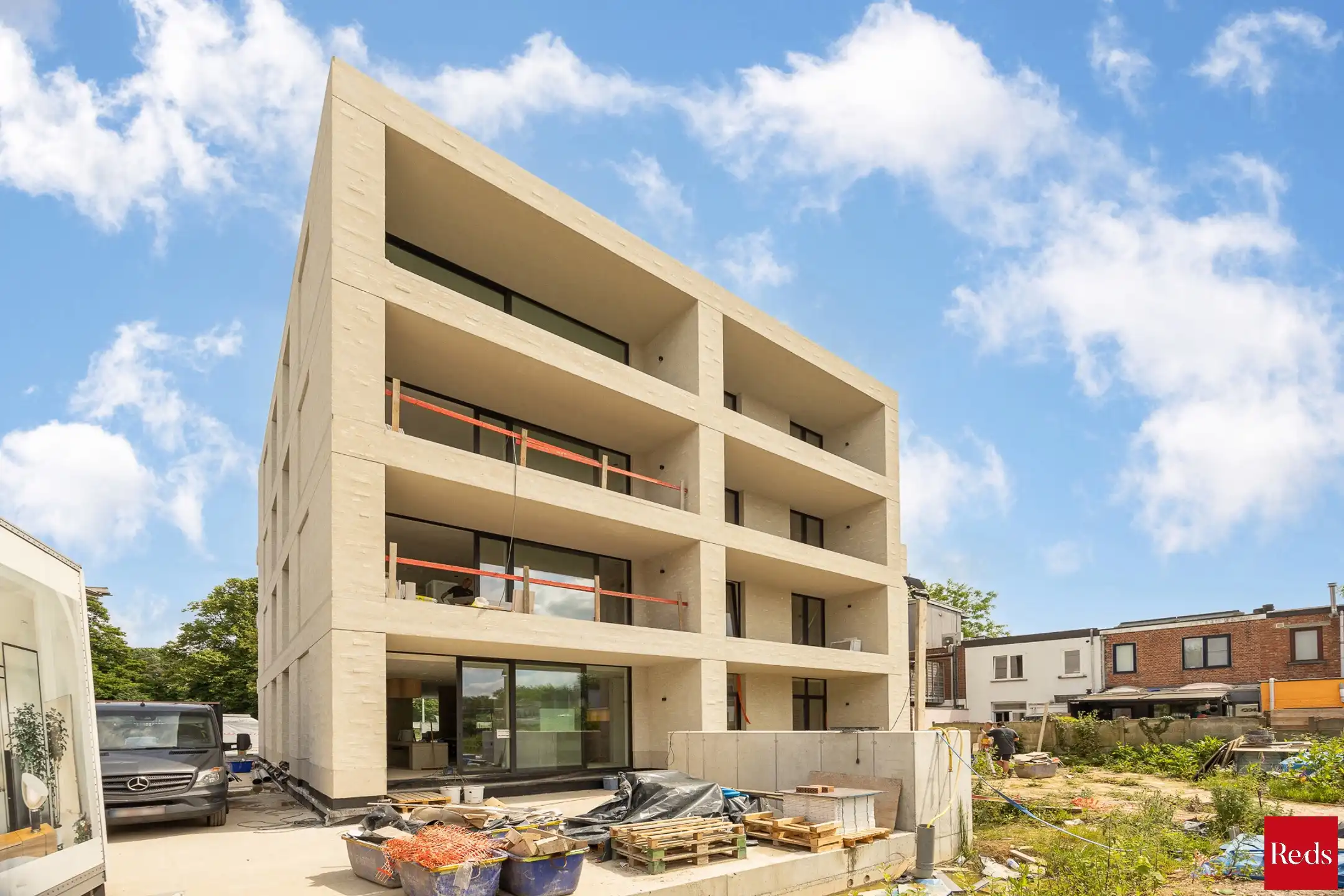 Luxe nieuwbouw 2 slpk met 2 terrassen incl autostaanplaats foto 19