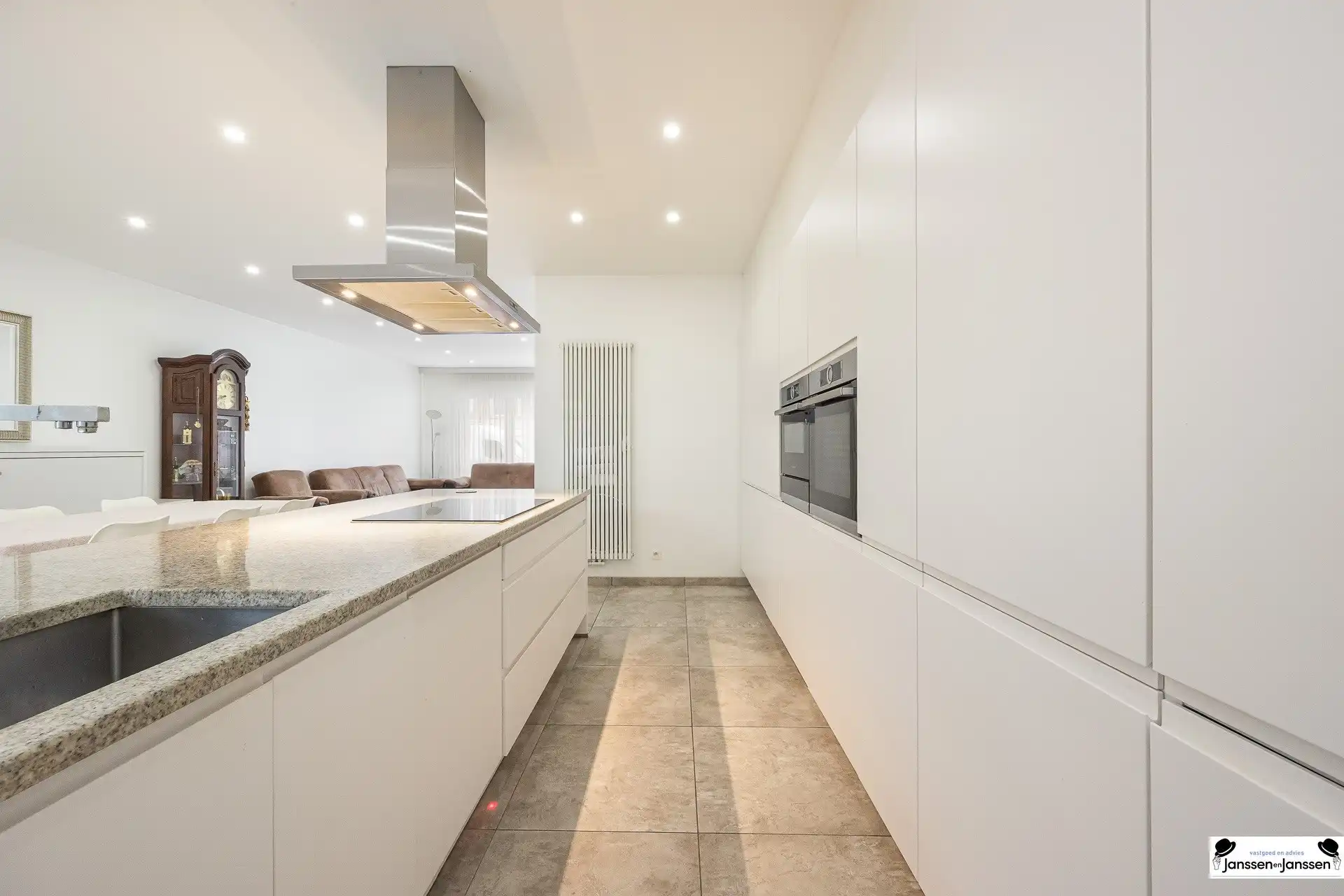 Energiezuinige woning op een top locatie in Merksem! foto 11