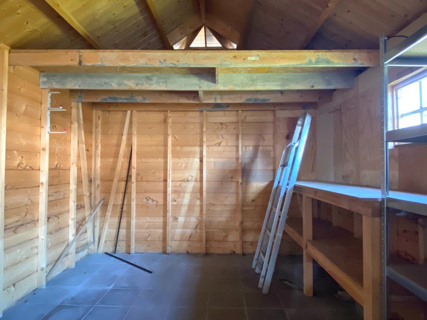Kindvriendelijke en lichtrijke woning te huur in Wevelgem foto 14