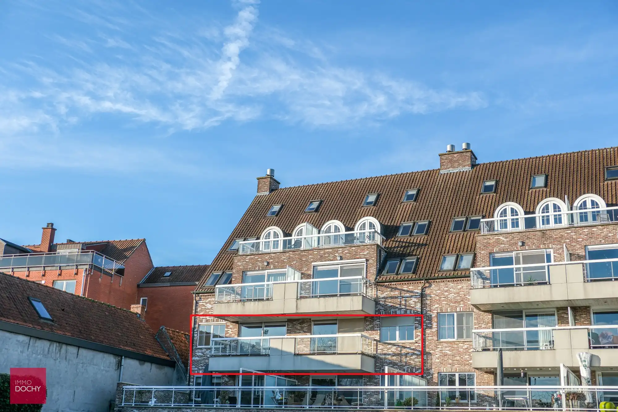 Ruim en standingvol ingericht appartement | Stormestraat foto {{pictureIndex}}