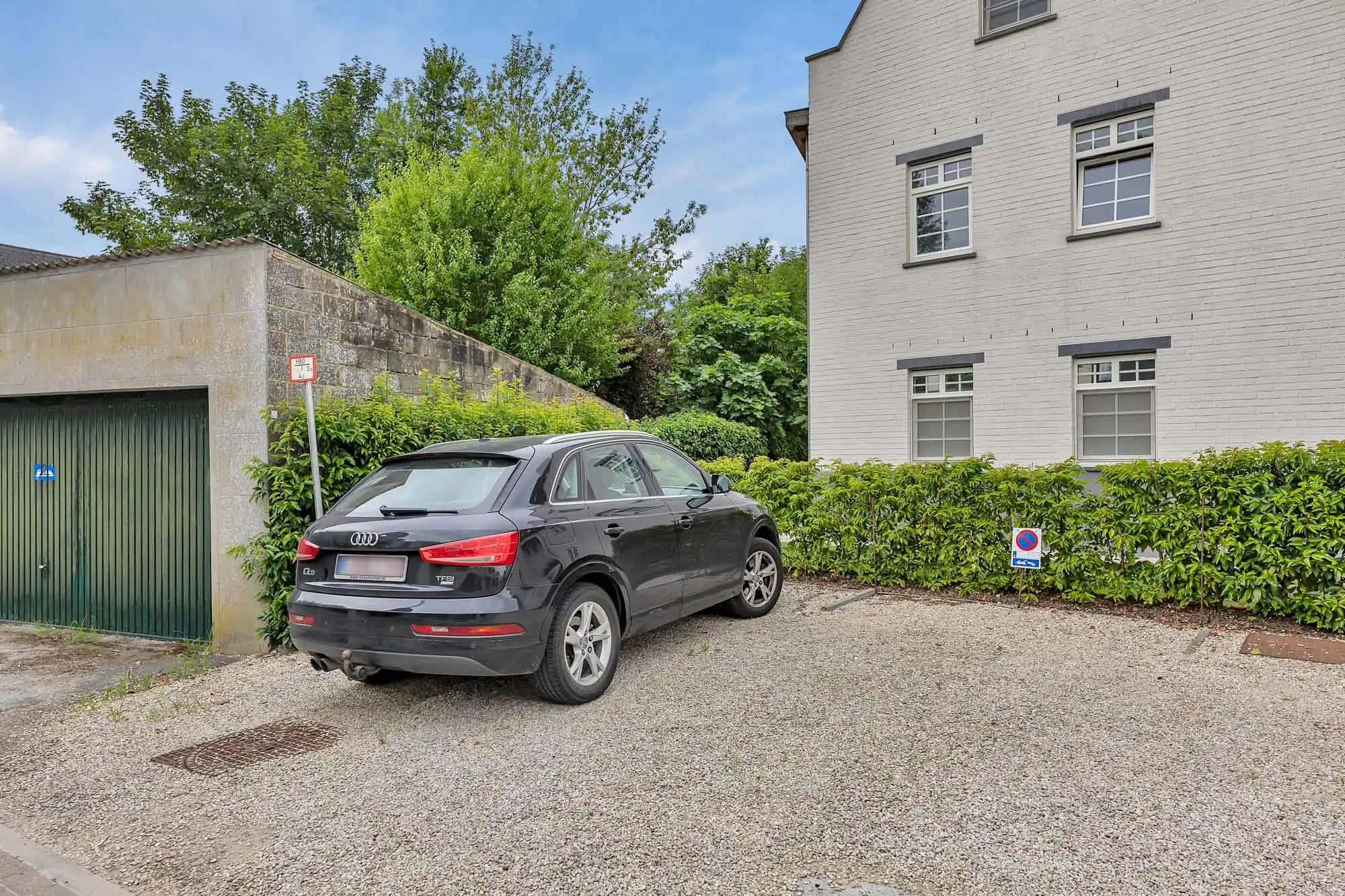 Ruim appartement met vier slpks, terras en autostaanplaats foto 24