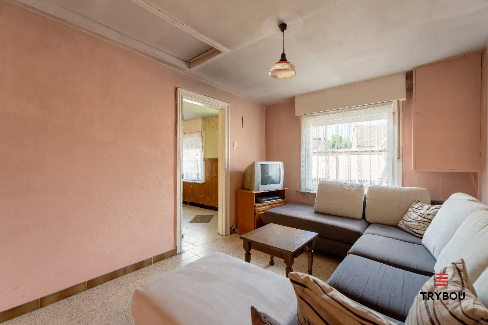 Te renoveren alleenstaande woning op een ruim perceel met tal van mogelijkheden!  foto 4