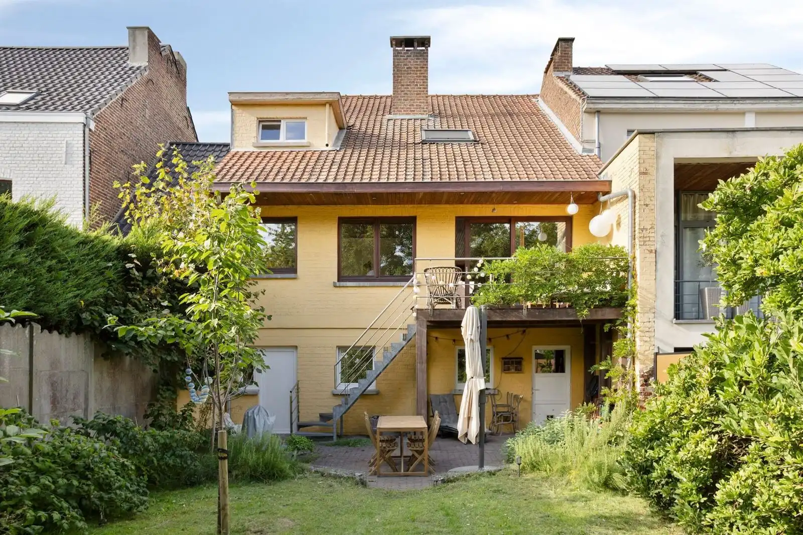 Gerenoveerde woning met tuin en 3 grote slaapkamers  foto 25