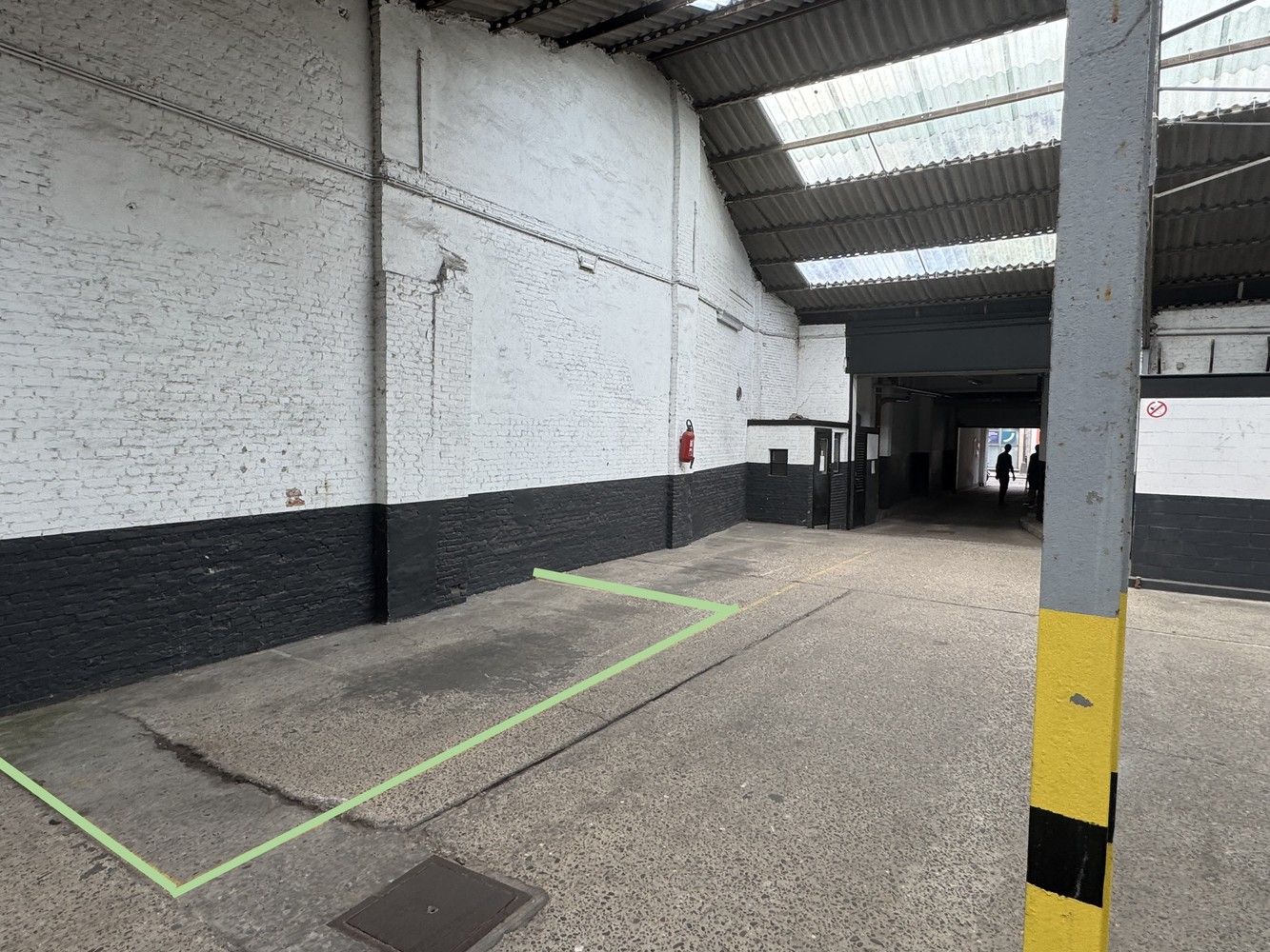 Autostaanplaats te koop op een toplocatie in centrum Lier foto {{pictureIndex}}