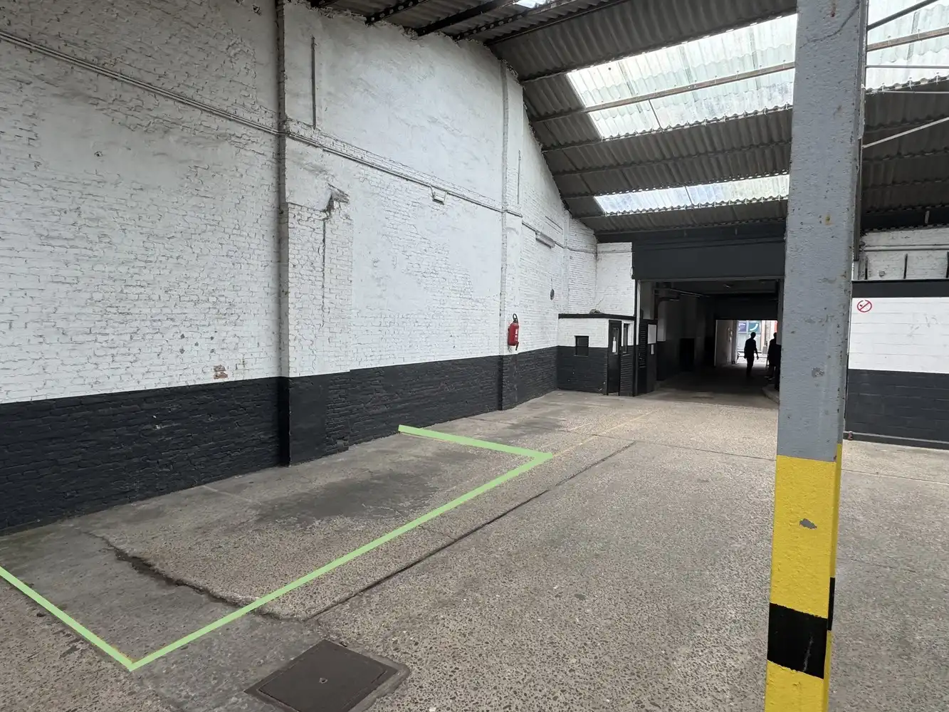 Autostaanplaats te koop op een toplocatie in centrum Lier foto {{pictureIndex}}