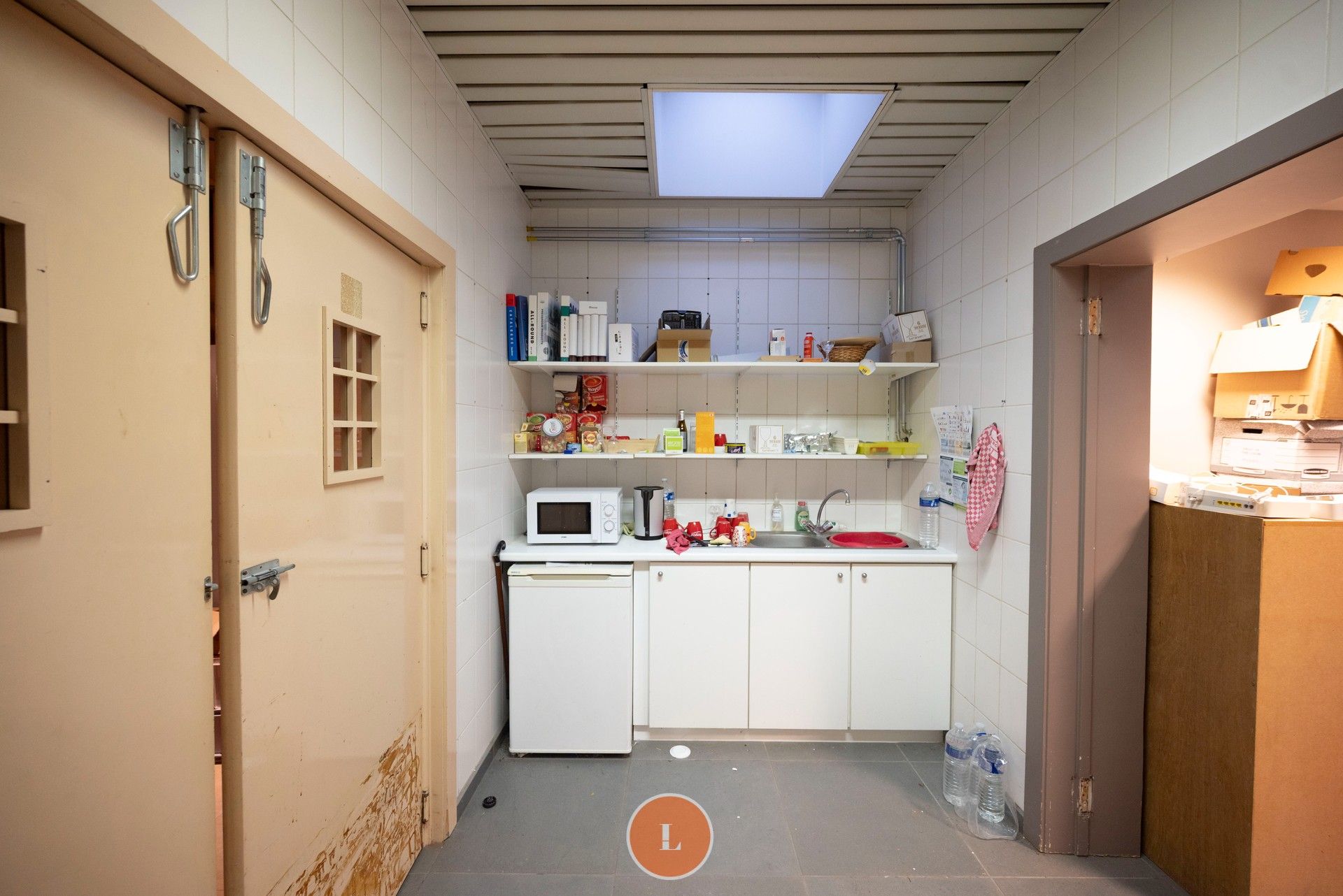 Handelspand met instapklaar zeer ruim duplexappartement. foto 19