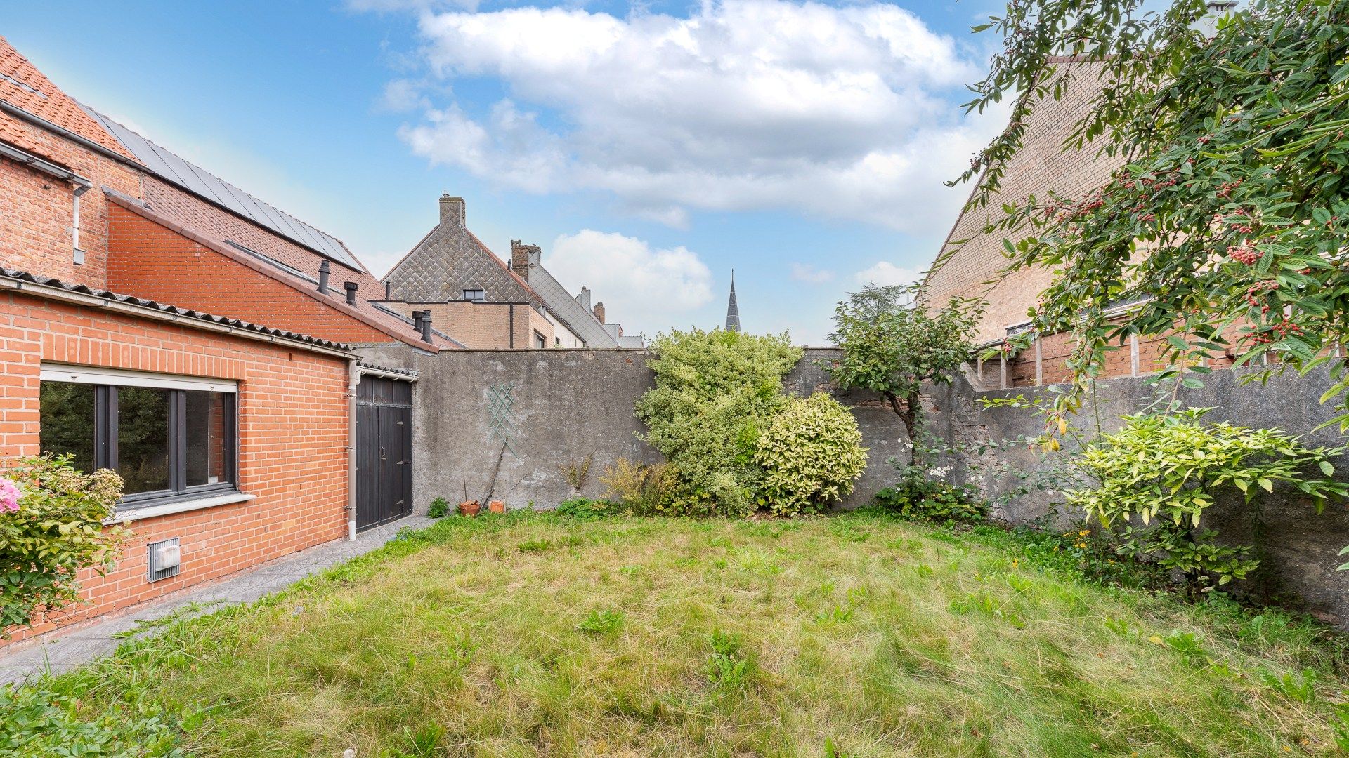 Breed woonhuis met diepe garage te Westkapelle foto 15