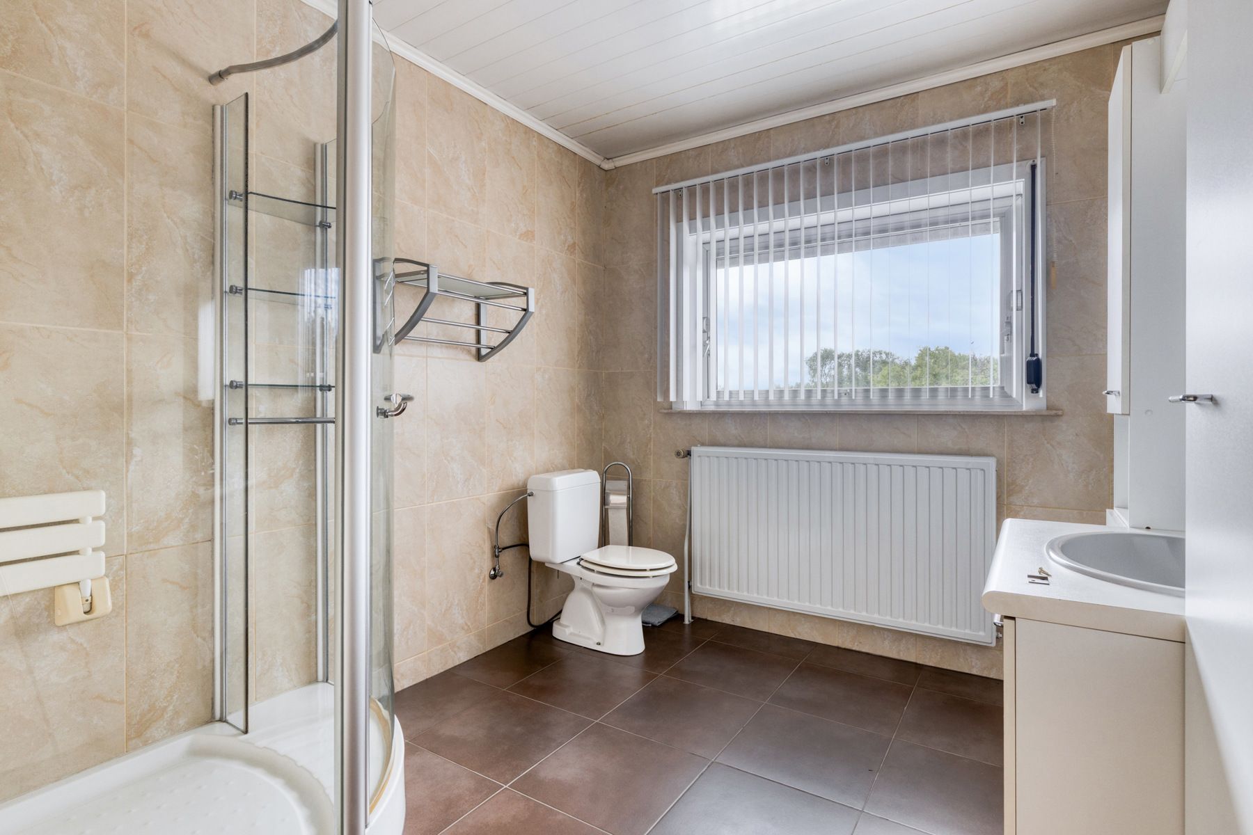 Op te frissen halfopen woning met loods te Affligem foto 16