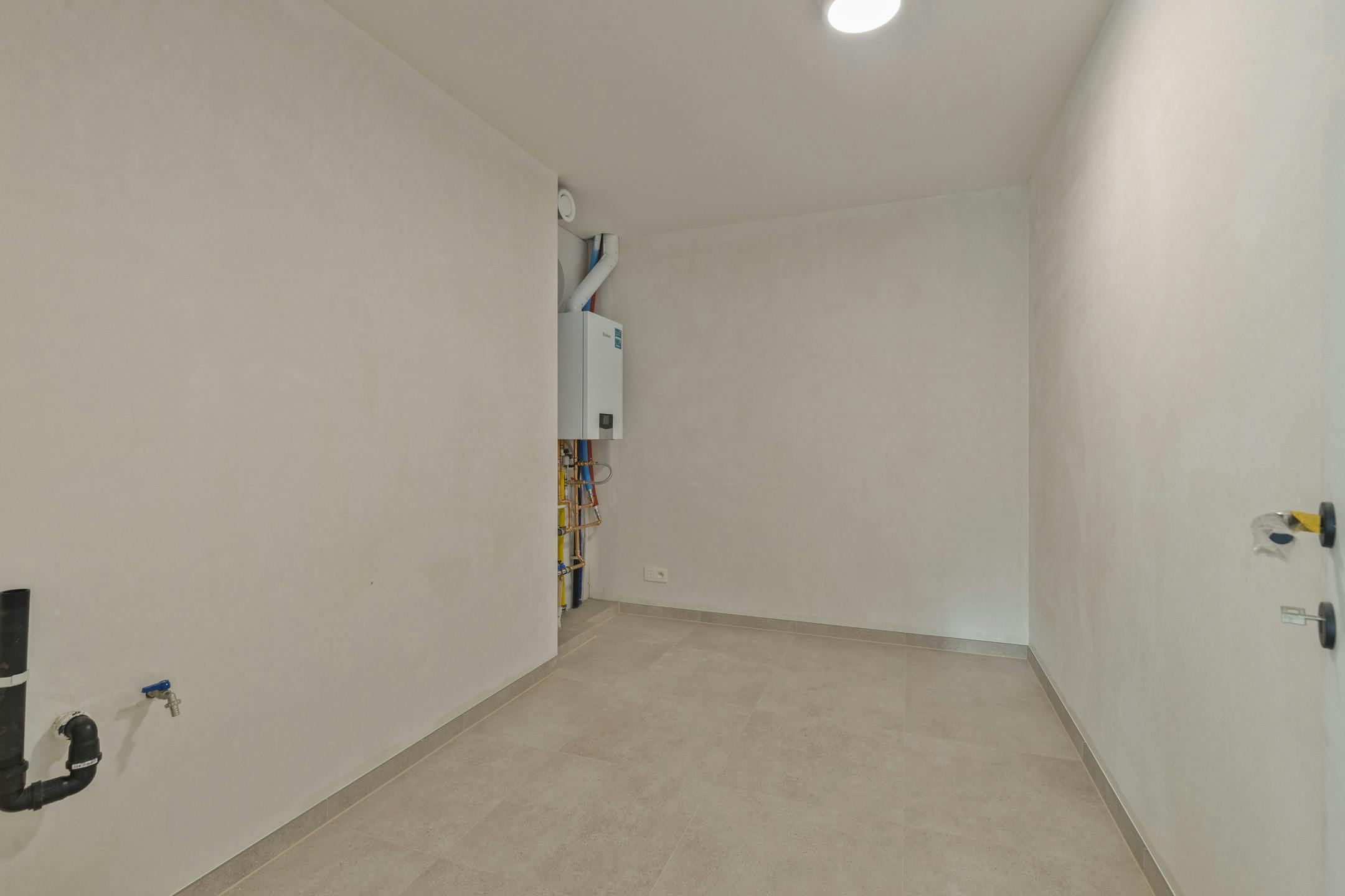 Huis te koop in centrum Veurne foto 24