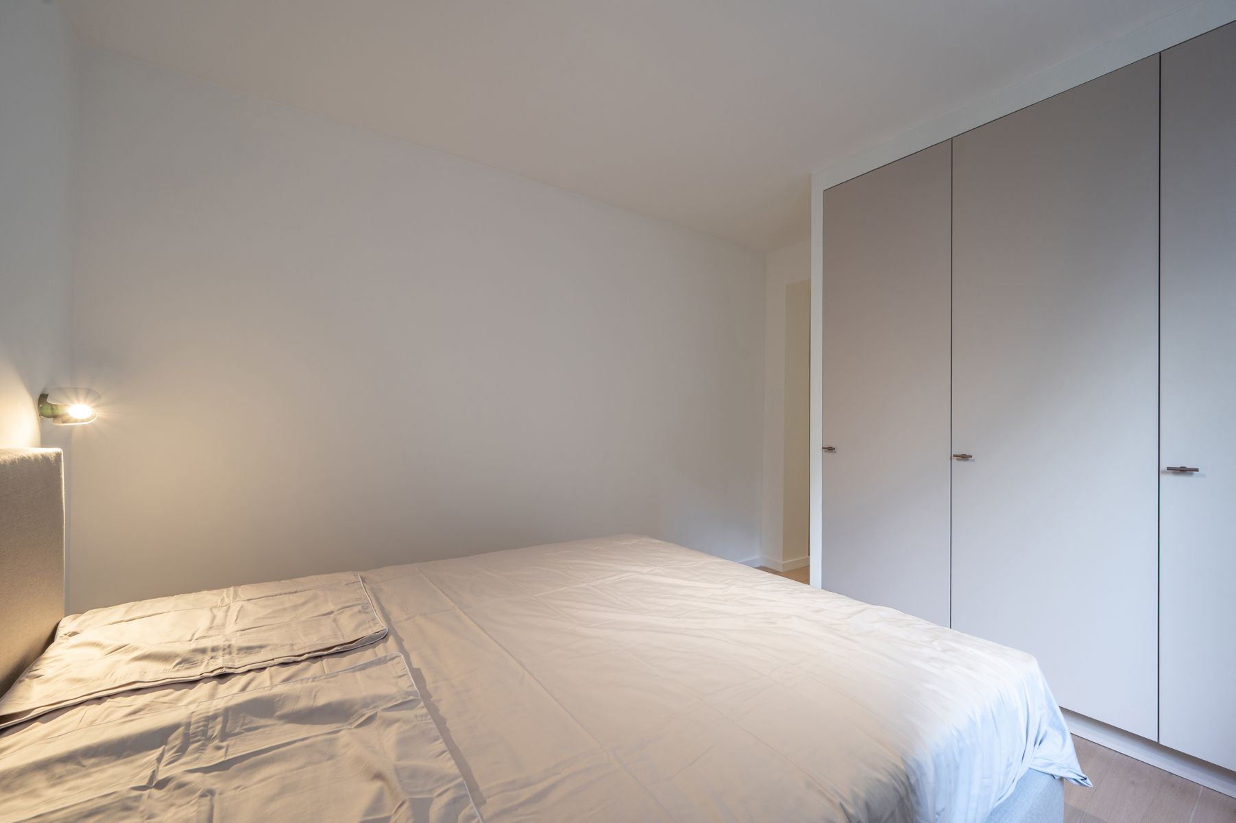Gerenoveerd 2-slaapkamer appartement met zeezicht foto 11