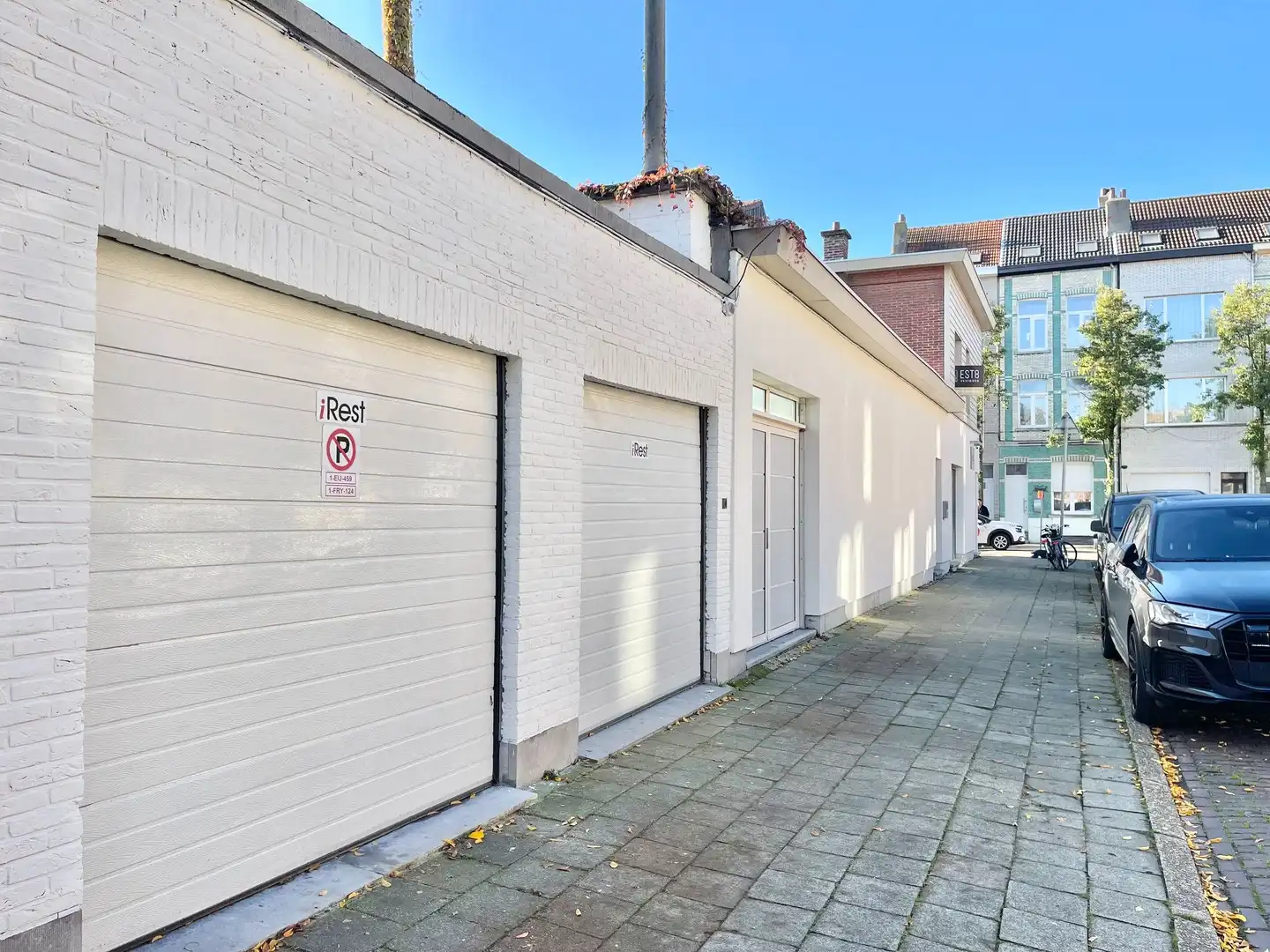 Volledig vernieuwd handelspand met tuin en dubbele garage foto 18