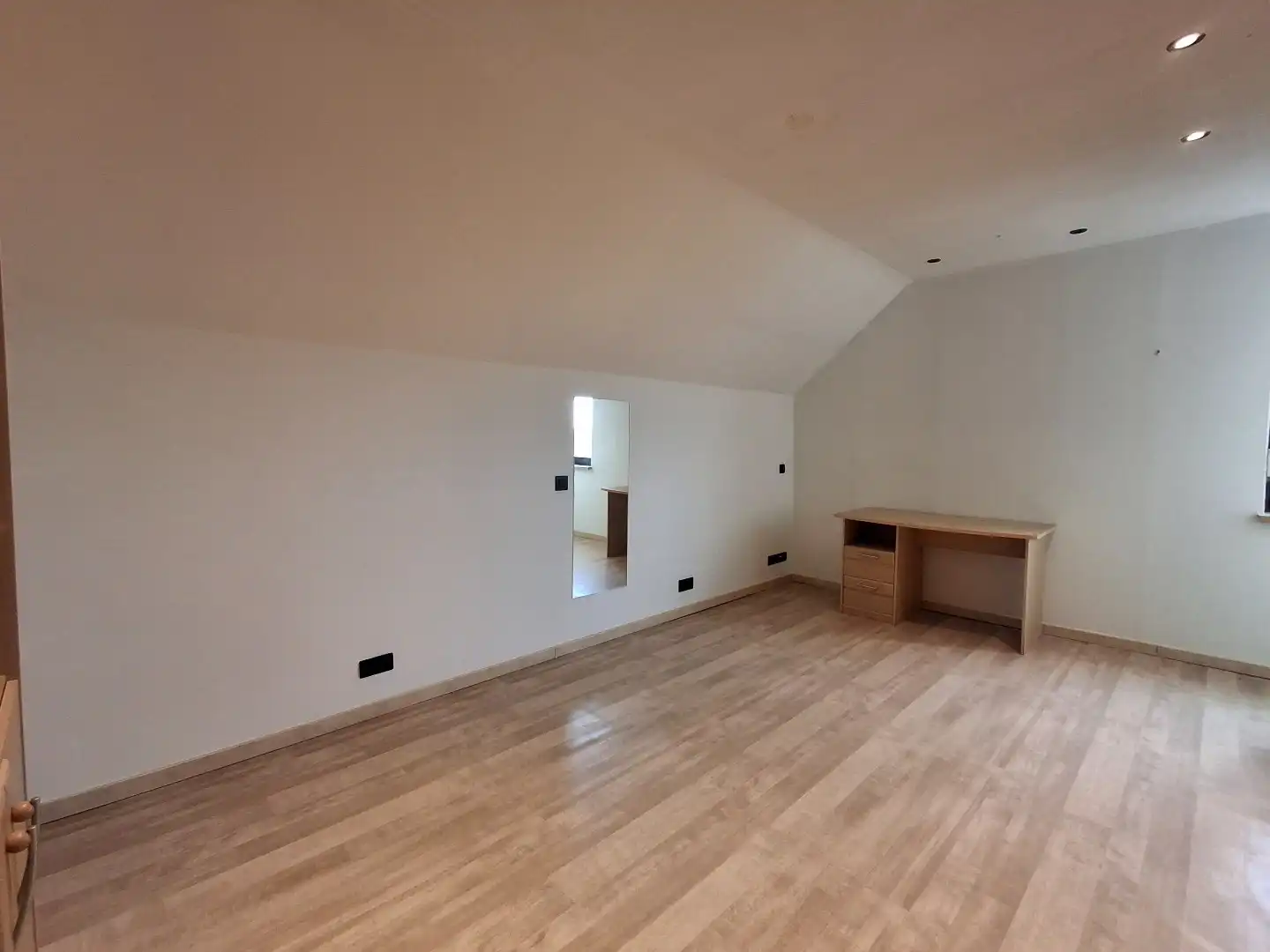 KARAKTERVOLLE VILLA MET LANDELIJKE VERGEZICHTEN IN KANEGEM foto 10