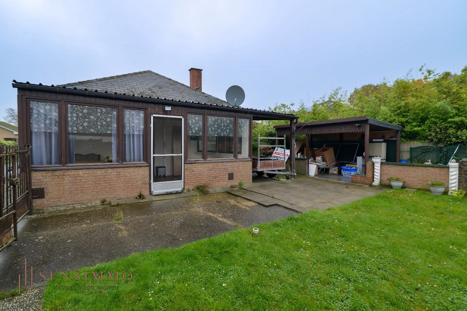 Charmante Bungalow met 4 slaapkamers op ruim perceel in rustige wijk - ideaal voor gezinnen en levensgenieters foto 23