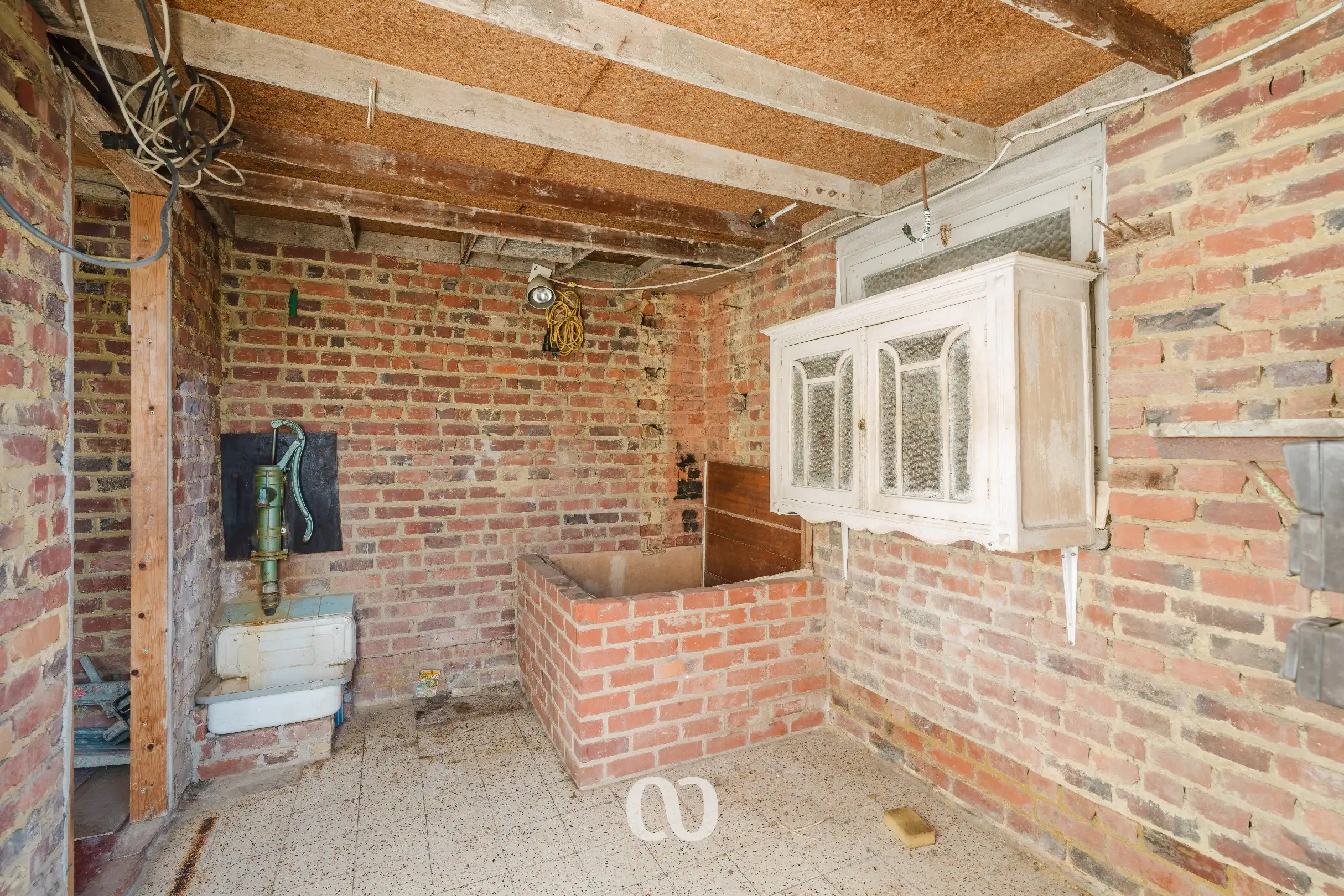 Stevige gezinswoning met tuin en garage nabij het centrum van Oudenaarde foto 18