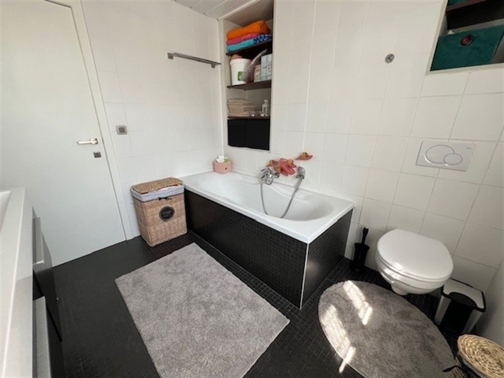 Karaktervolle woning voorzien van alle comfort! foto 10