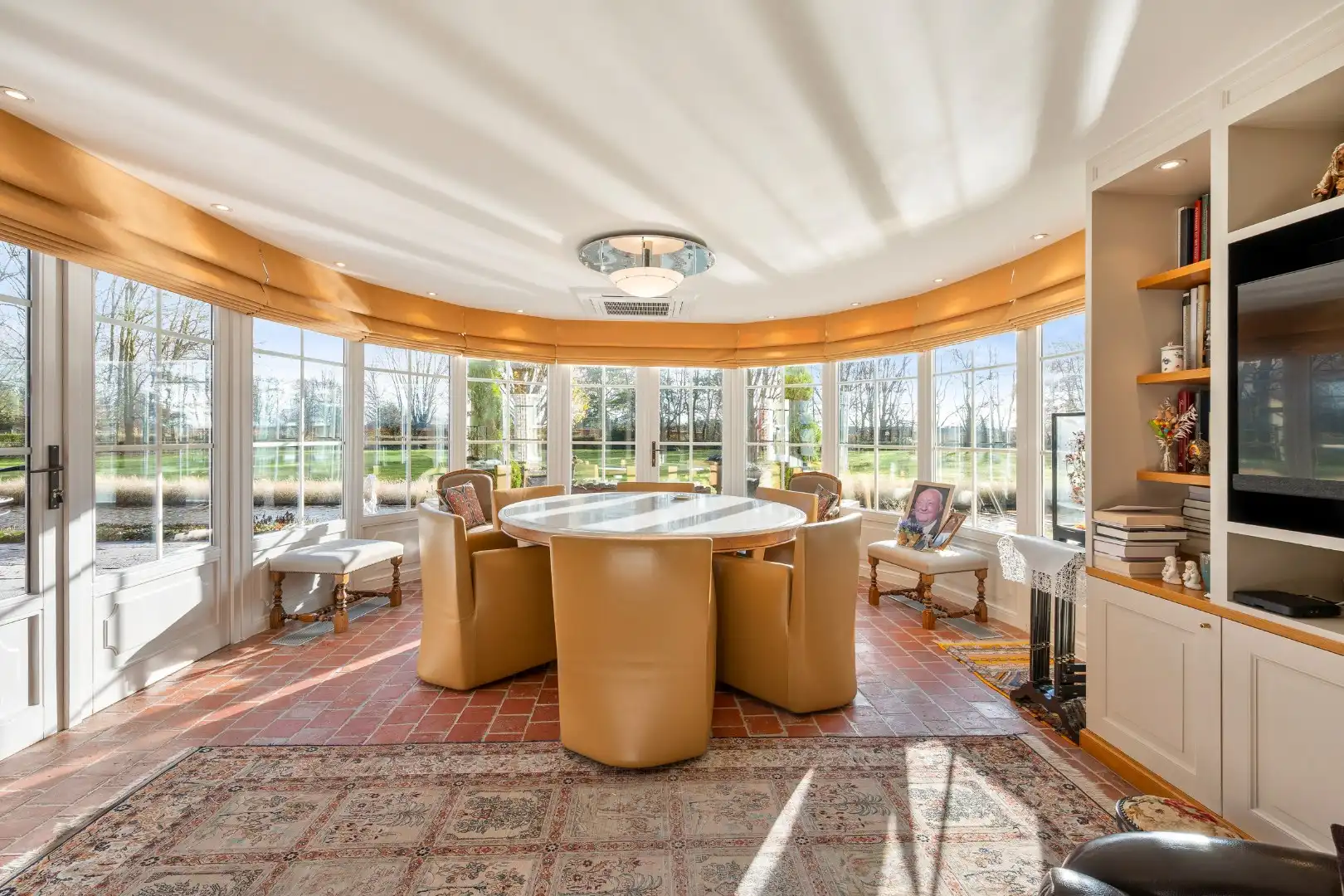 Unieke eigendom met 2 schuren, kapschuur, paardenstal en verzichten foto 33