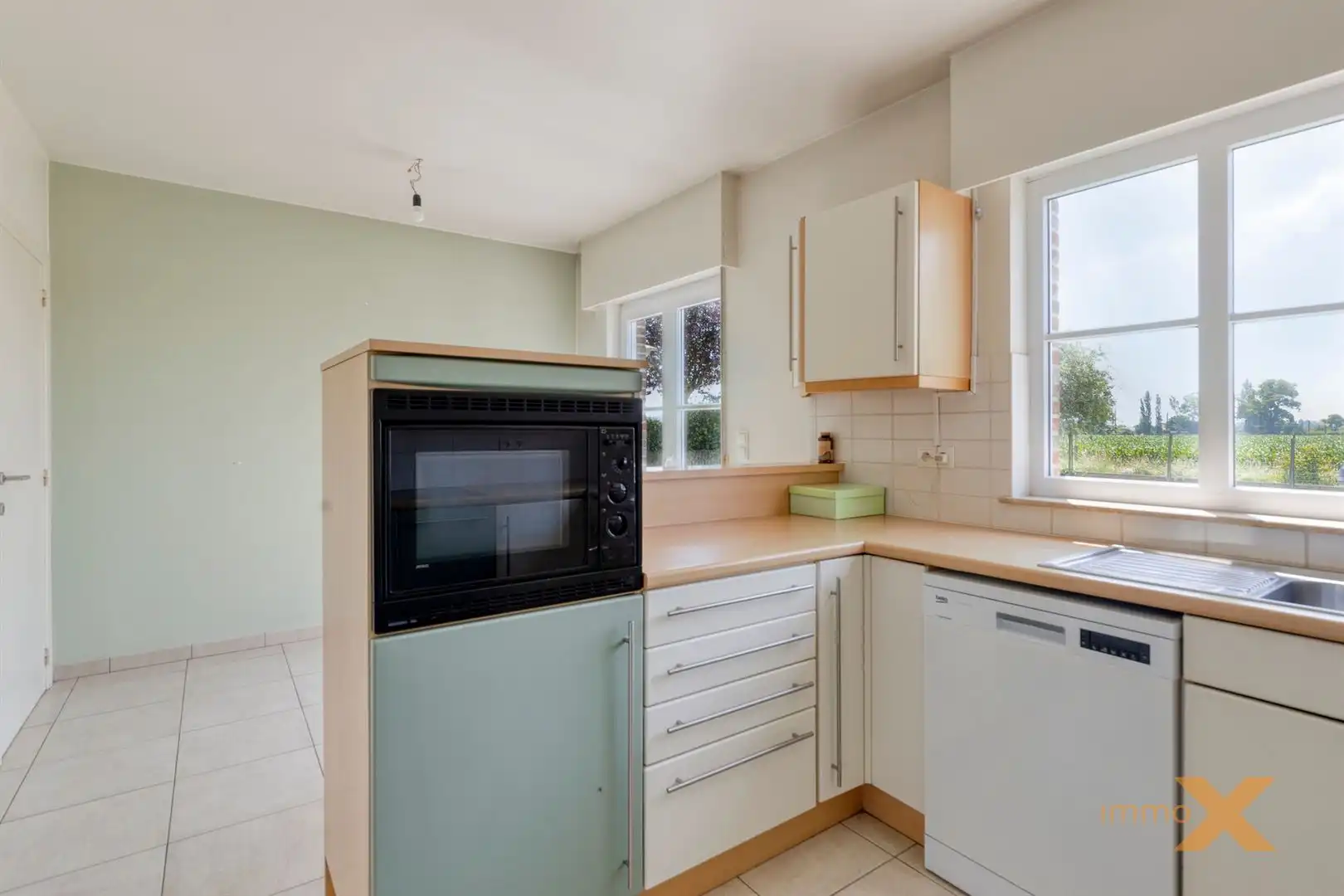 RUIME LANDELIJKE WONING foto 9