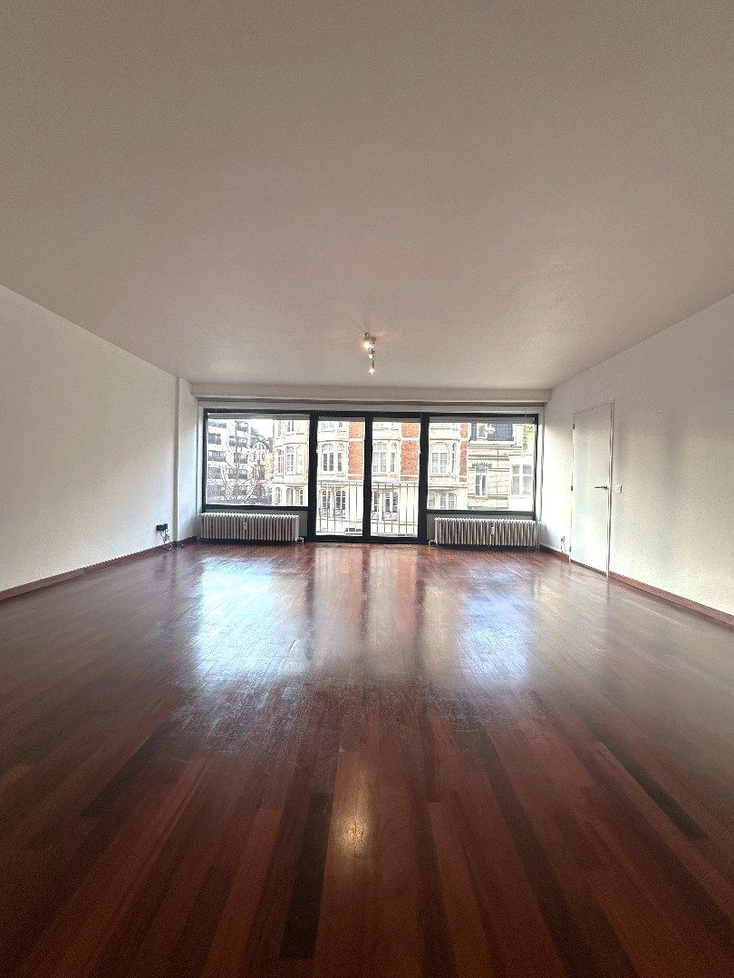 Ruim appartement vlakbij Station Gent Sint-Pieters foto 2