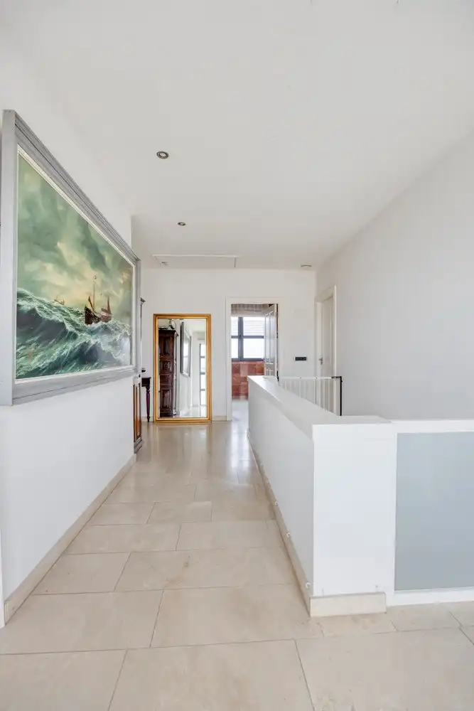 Ruime, vrijstaande woning te koop nabij het centrum van Lanaken. foto 16