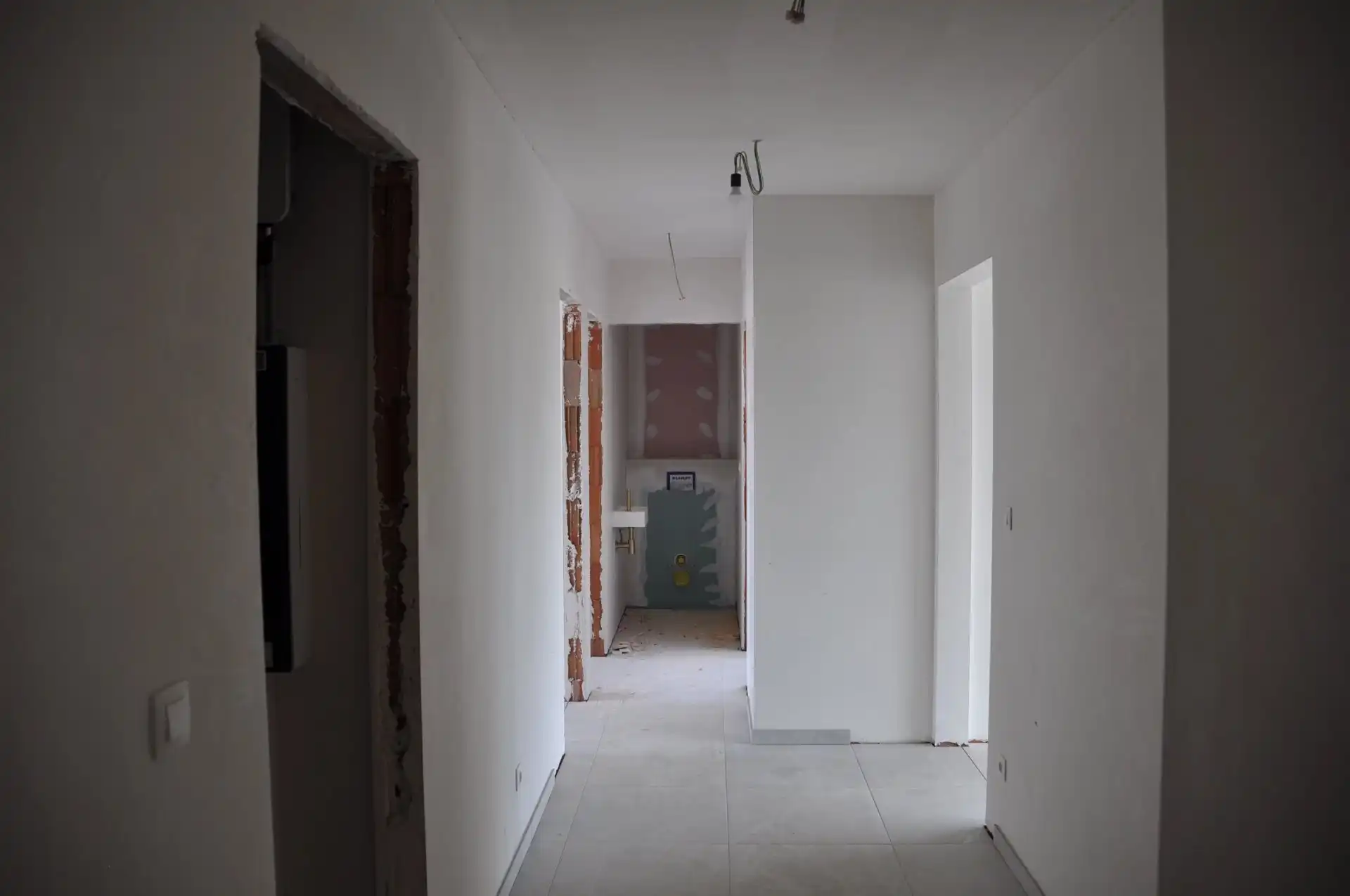 1.2 EXCLUSIEF  NIEUWBOUWAPPARTEMENT MET 2 SLPK’S EN RUIM TERRAS IN LINKHOUT foto 7