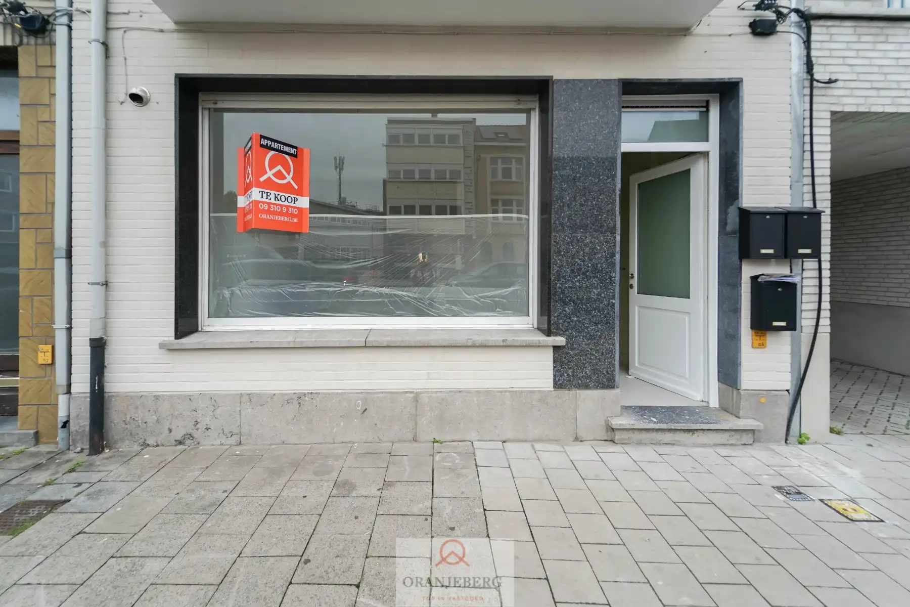 Laatste appartement op het gelijkvloers met koertje (18 m²) te Rooigemlaan ! foto 24