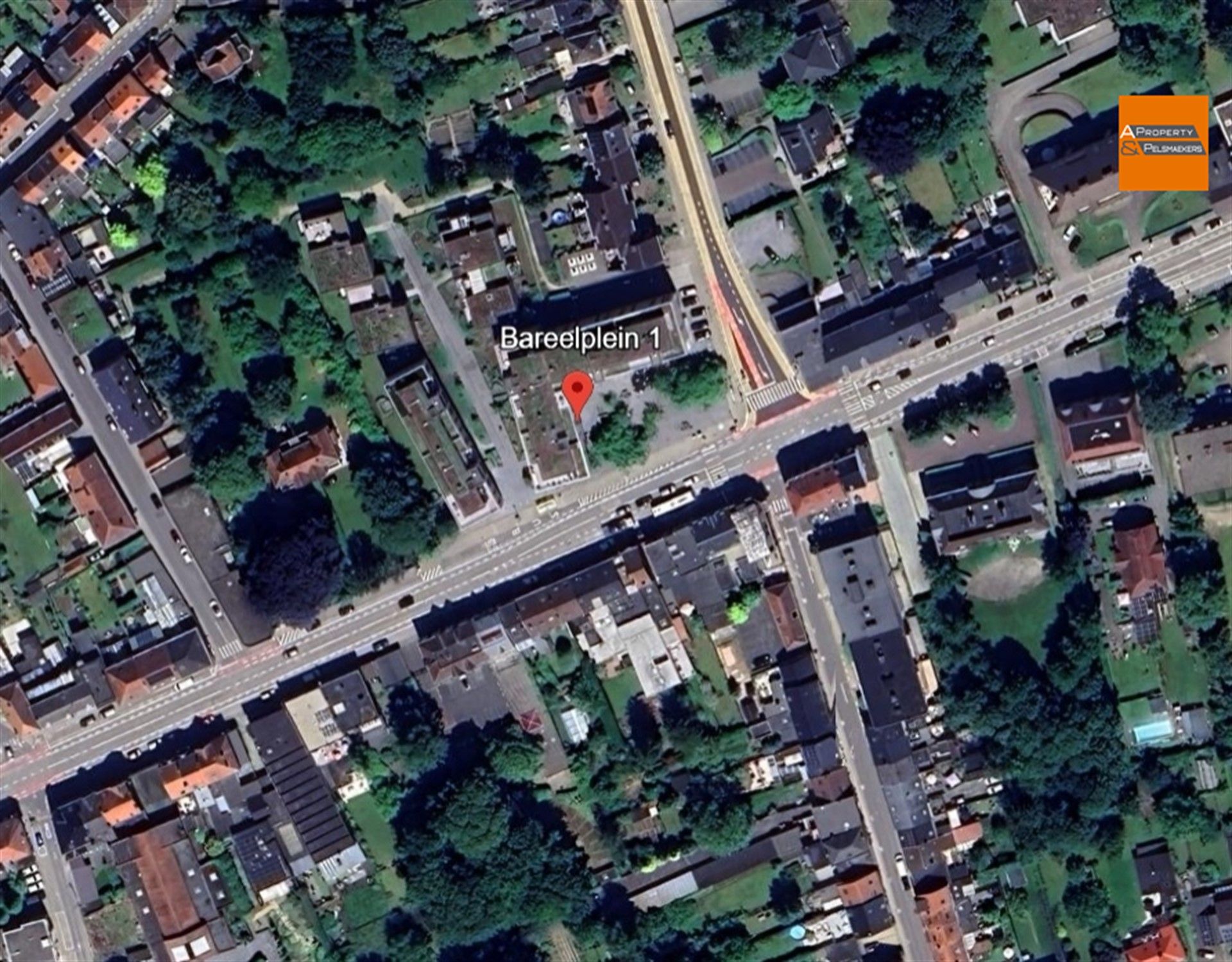 Parking - Binnenstaanplaats foto 4