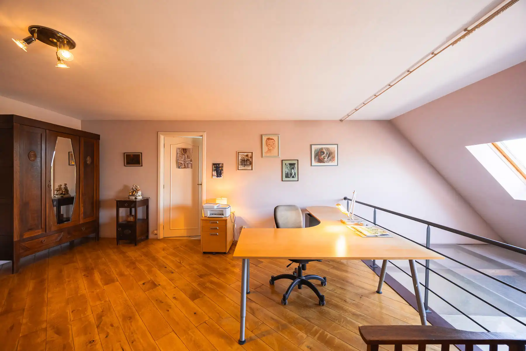 Instapklare duplex met prachtig uitzicht en parkings foto 20