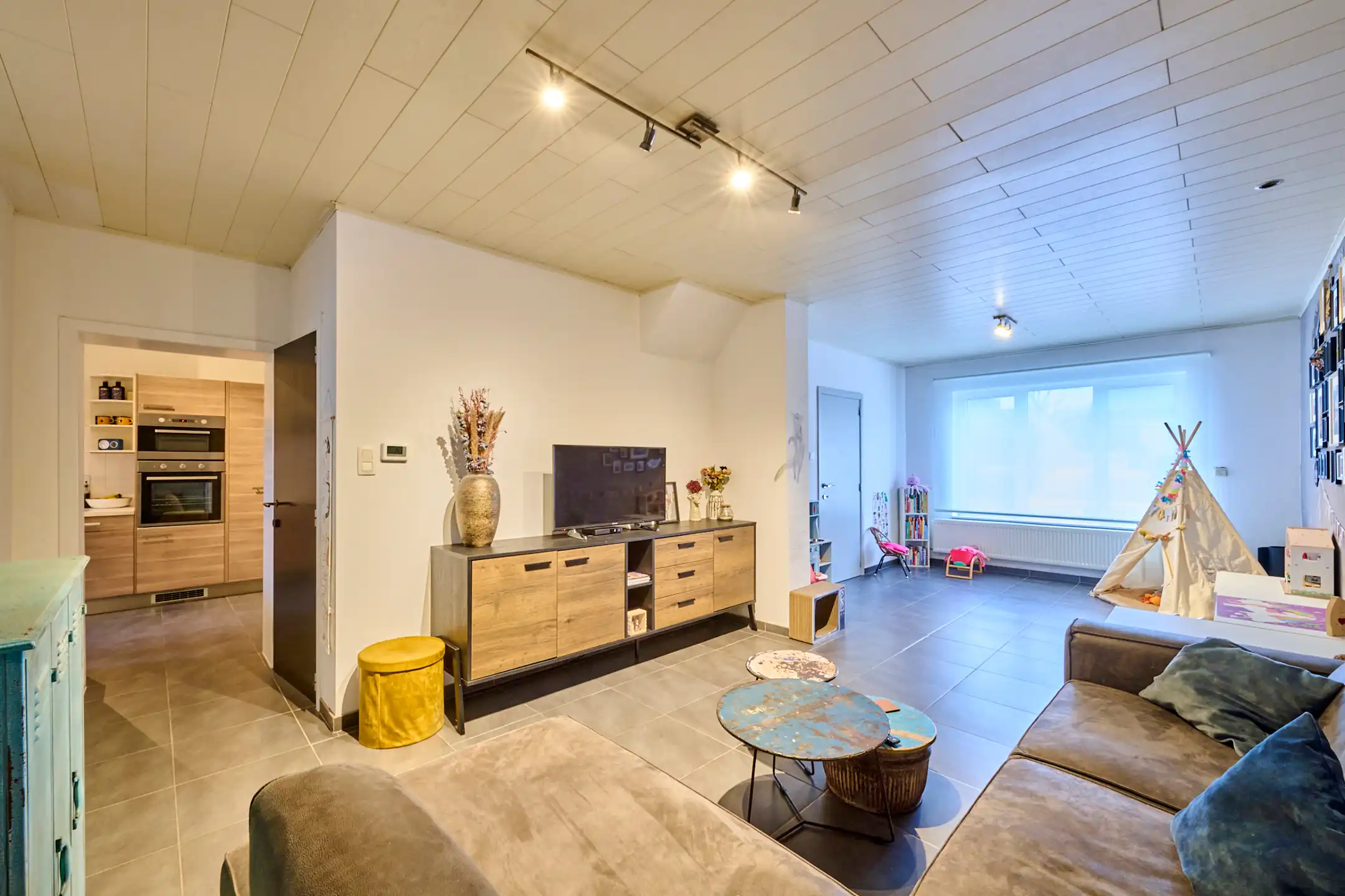 Charmante woning (259m²) met polyvalente bijbouw op 6a83ca foto 2