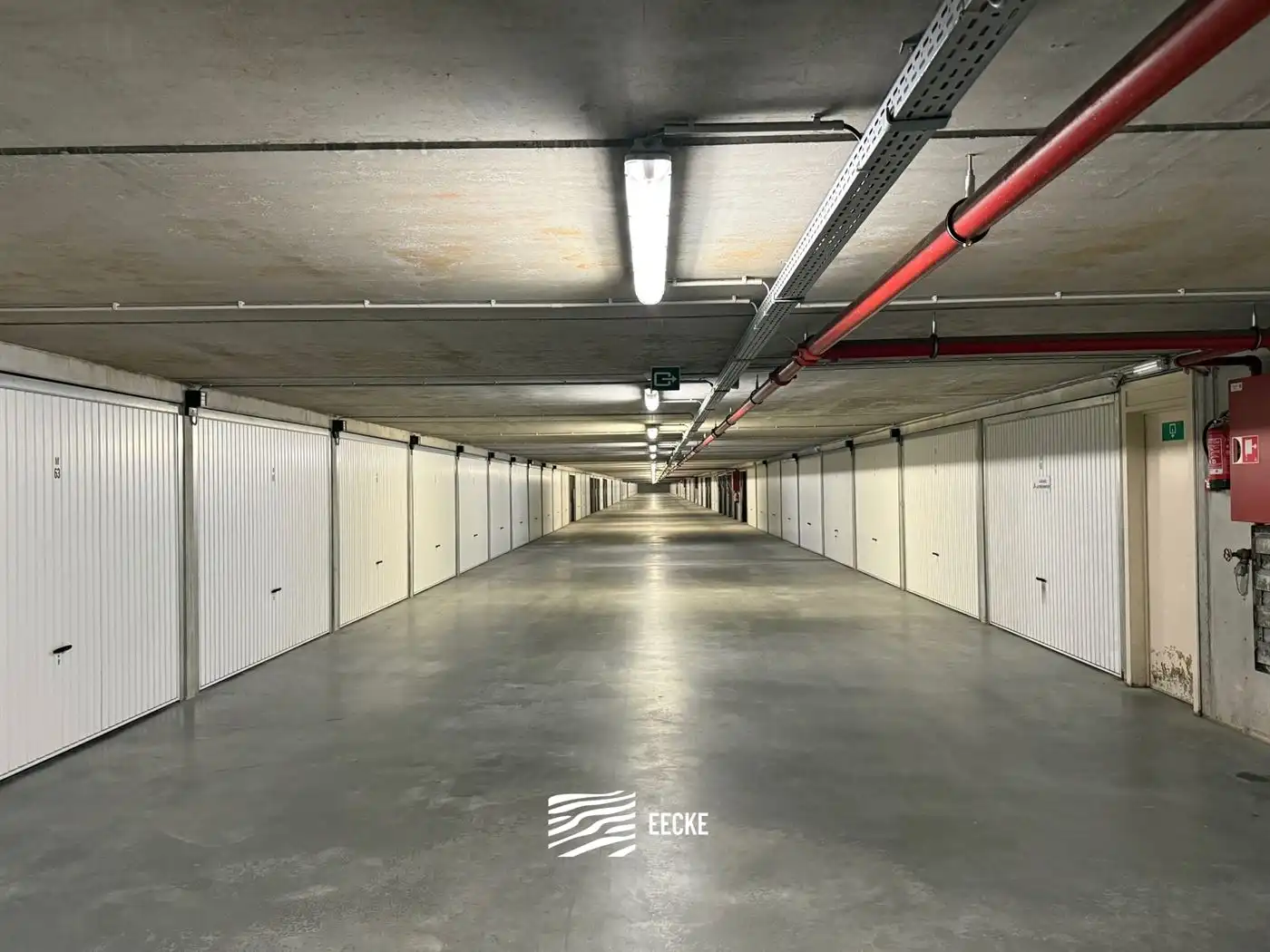 Parking - gesloten garagebox foto 2